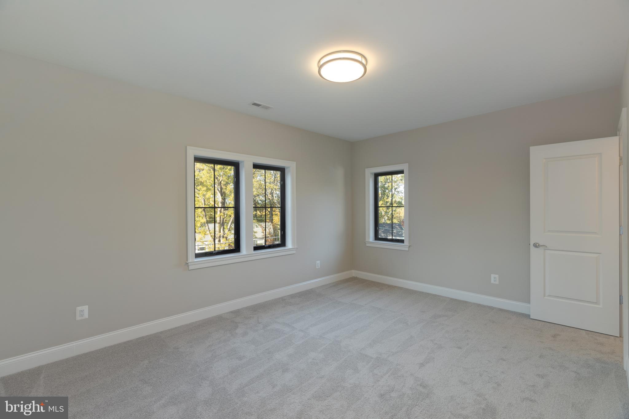 POPLAR HEIGHTS - Residential