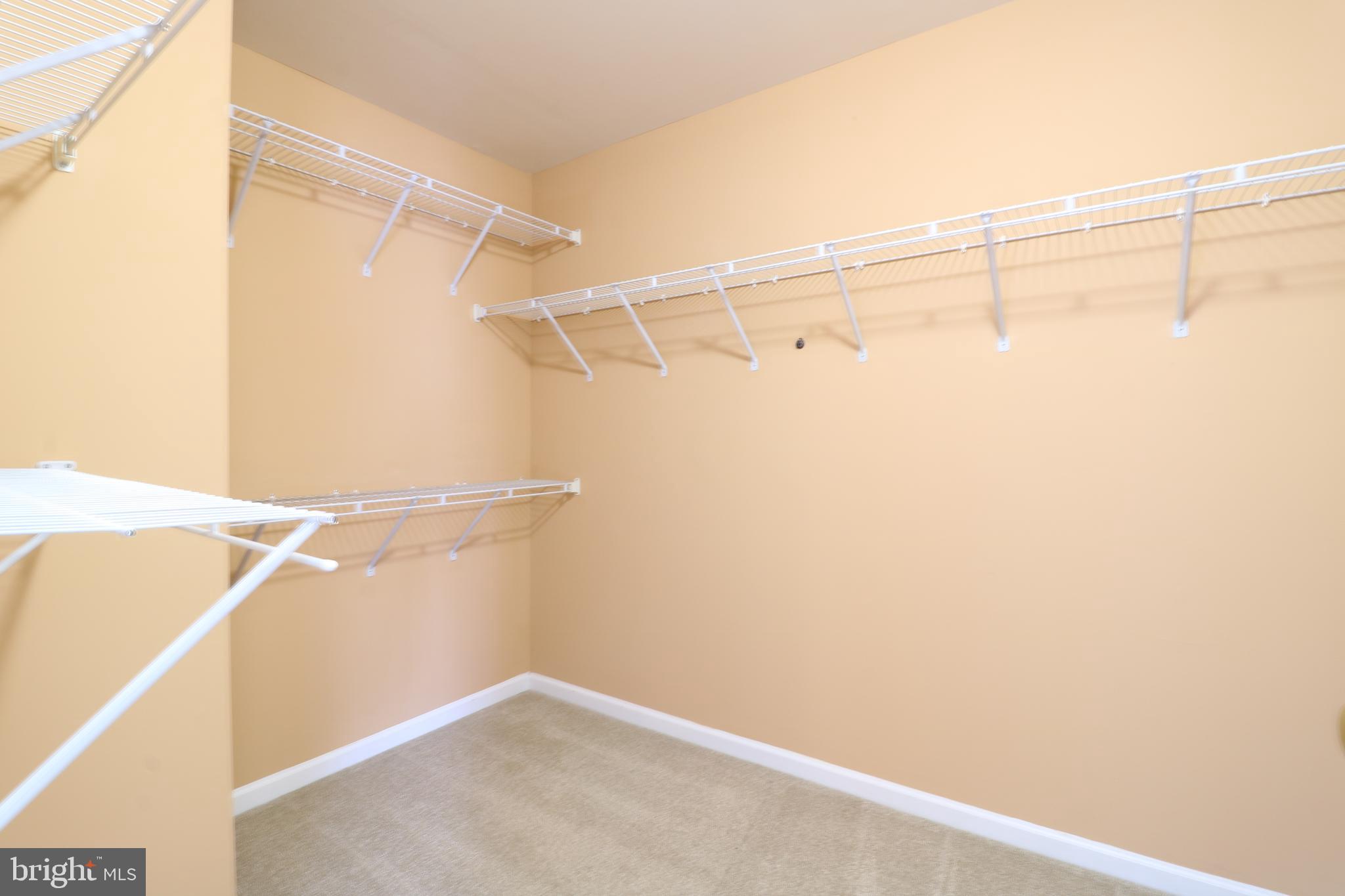 SOUTH RIDING - Residential Lease