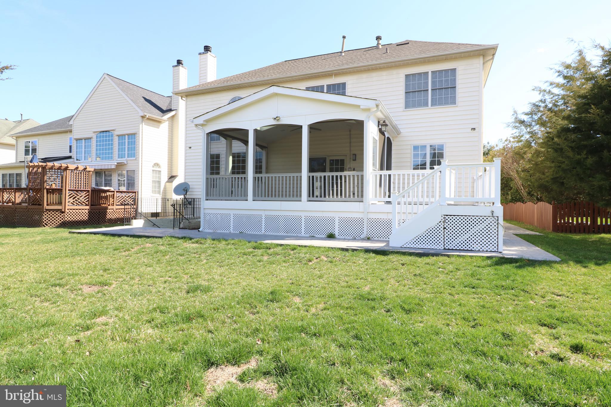 SOUTH RIDING - Residential Lease