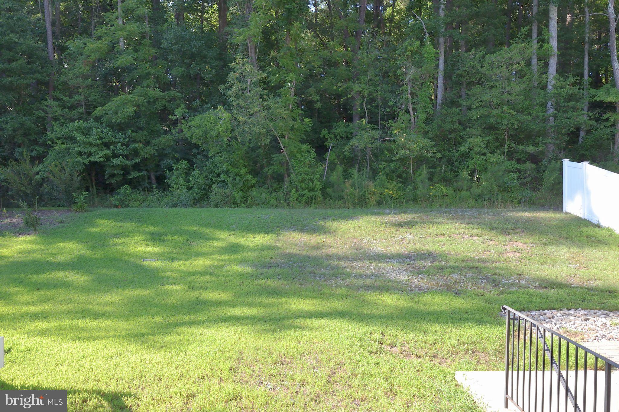 ELIZABETH HILLS PHASE 1 - Residential Lease