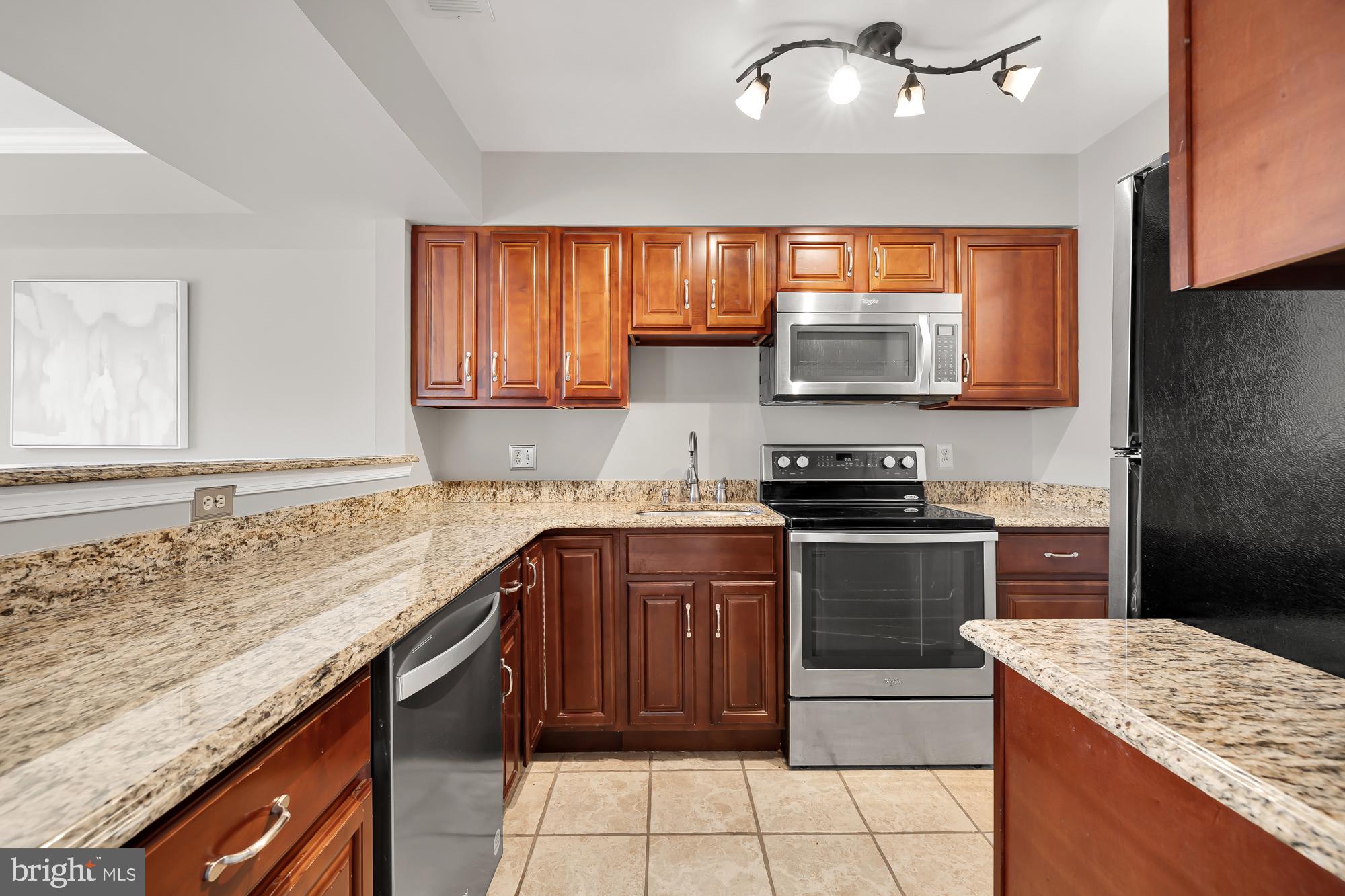 GABLES OF TUCKERMAN - Residential