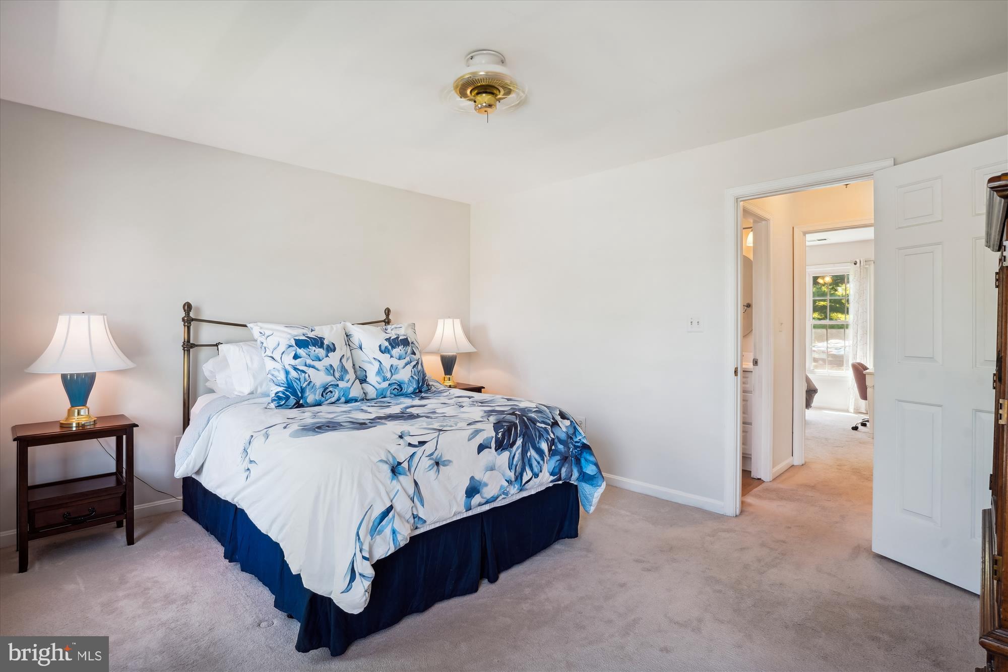 HALLOWELL - Residential