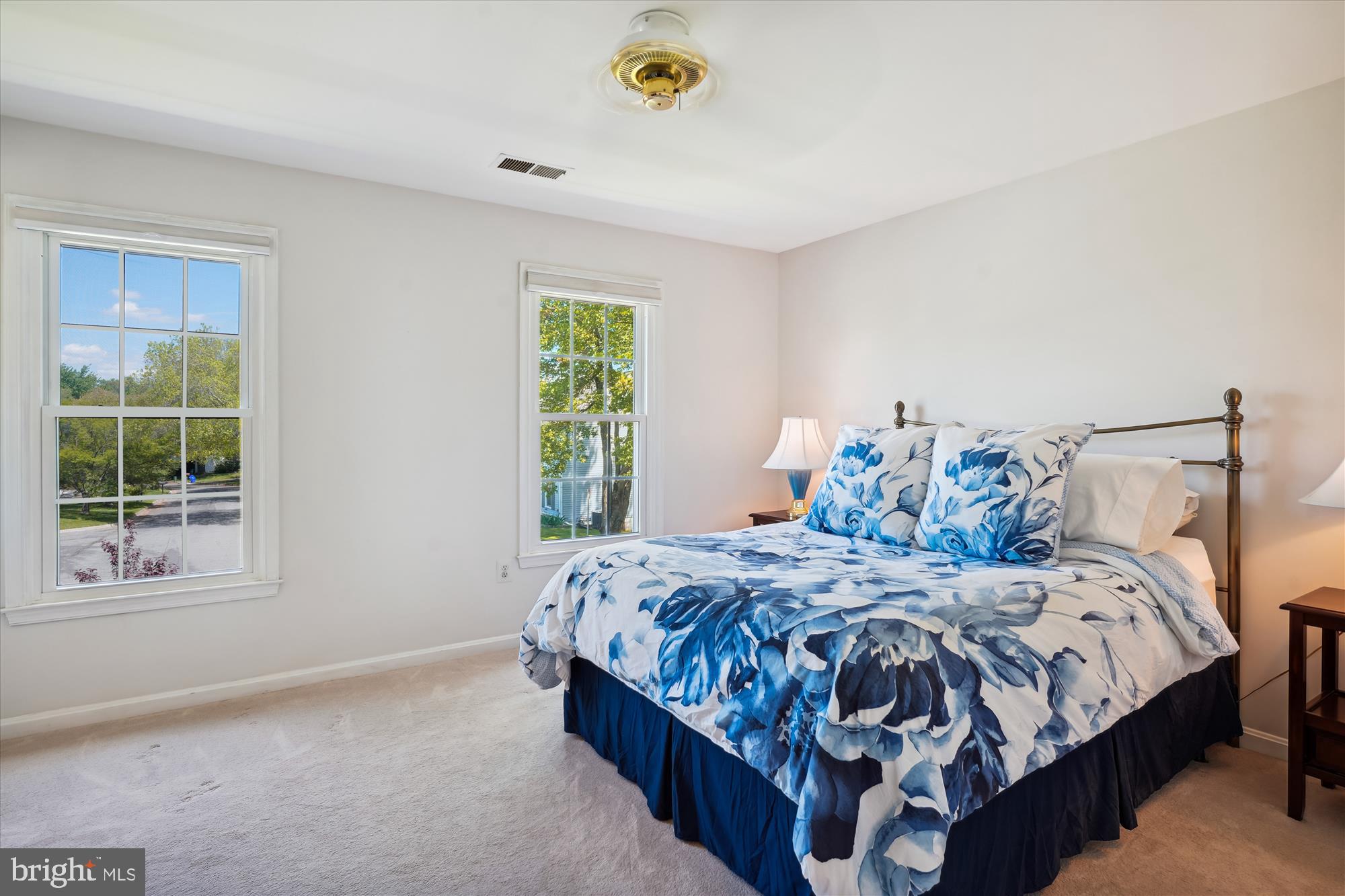 HALLOWELL - Residential