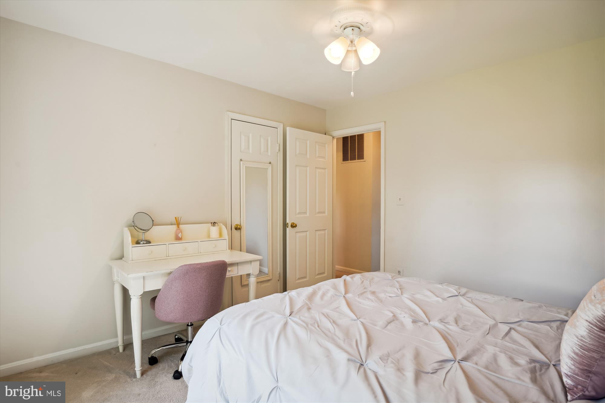 HALLOWELL - Residential