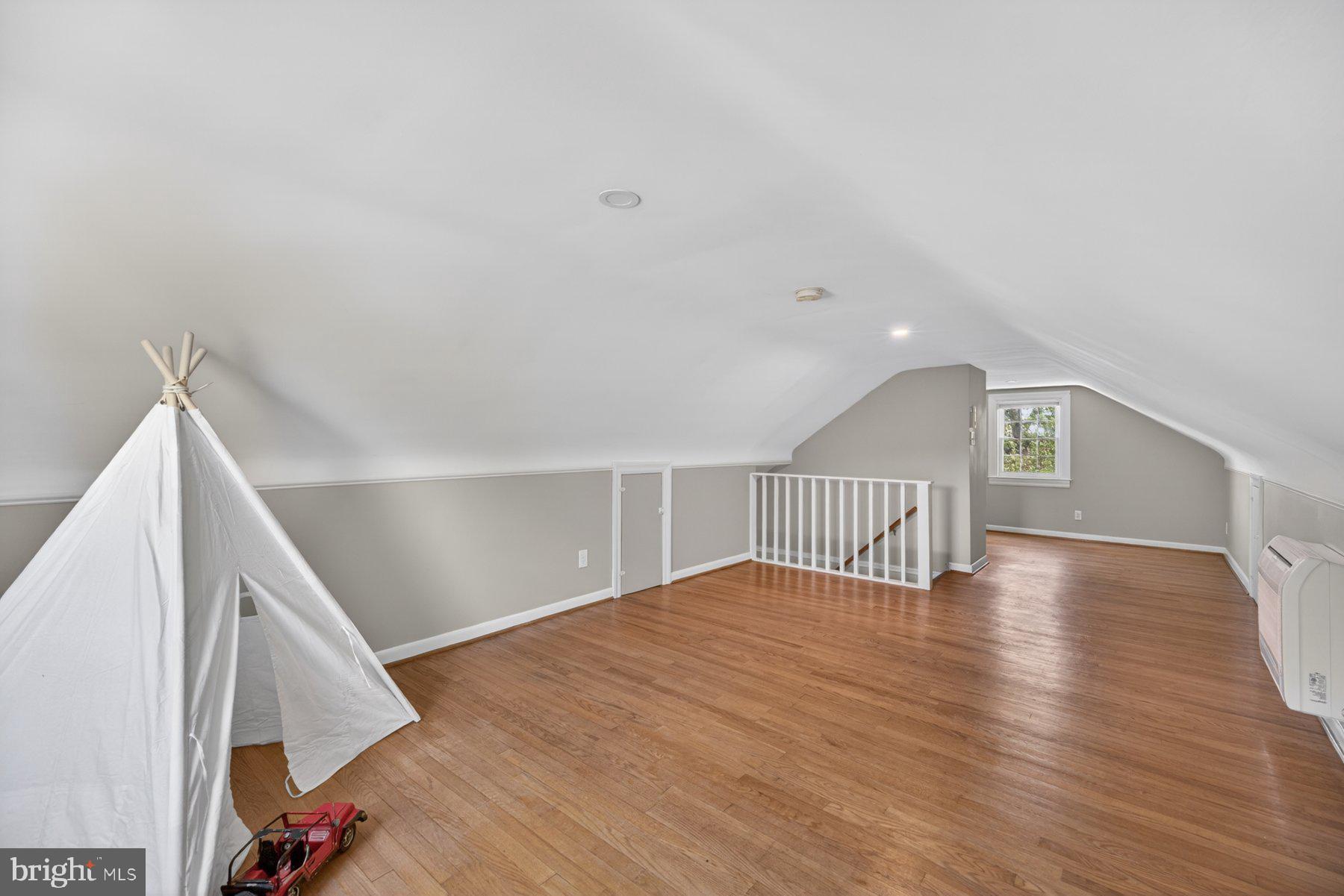 BOYERS RIDGE - Residential