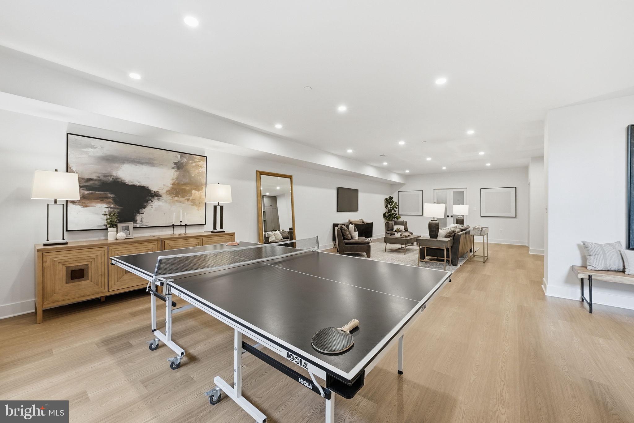 ASHLEIGH - Residential