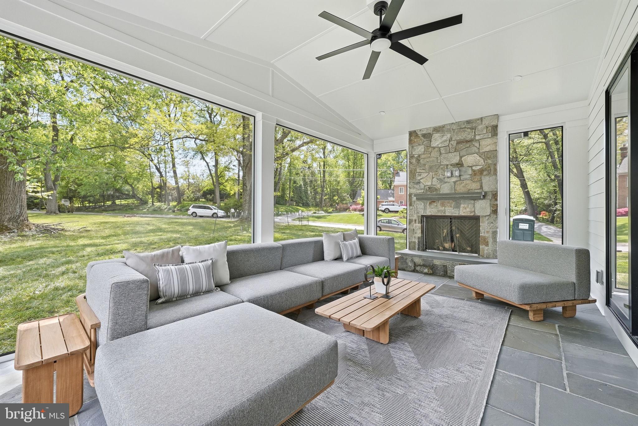 ASHLEIGH - Residential