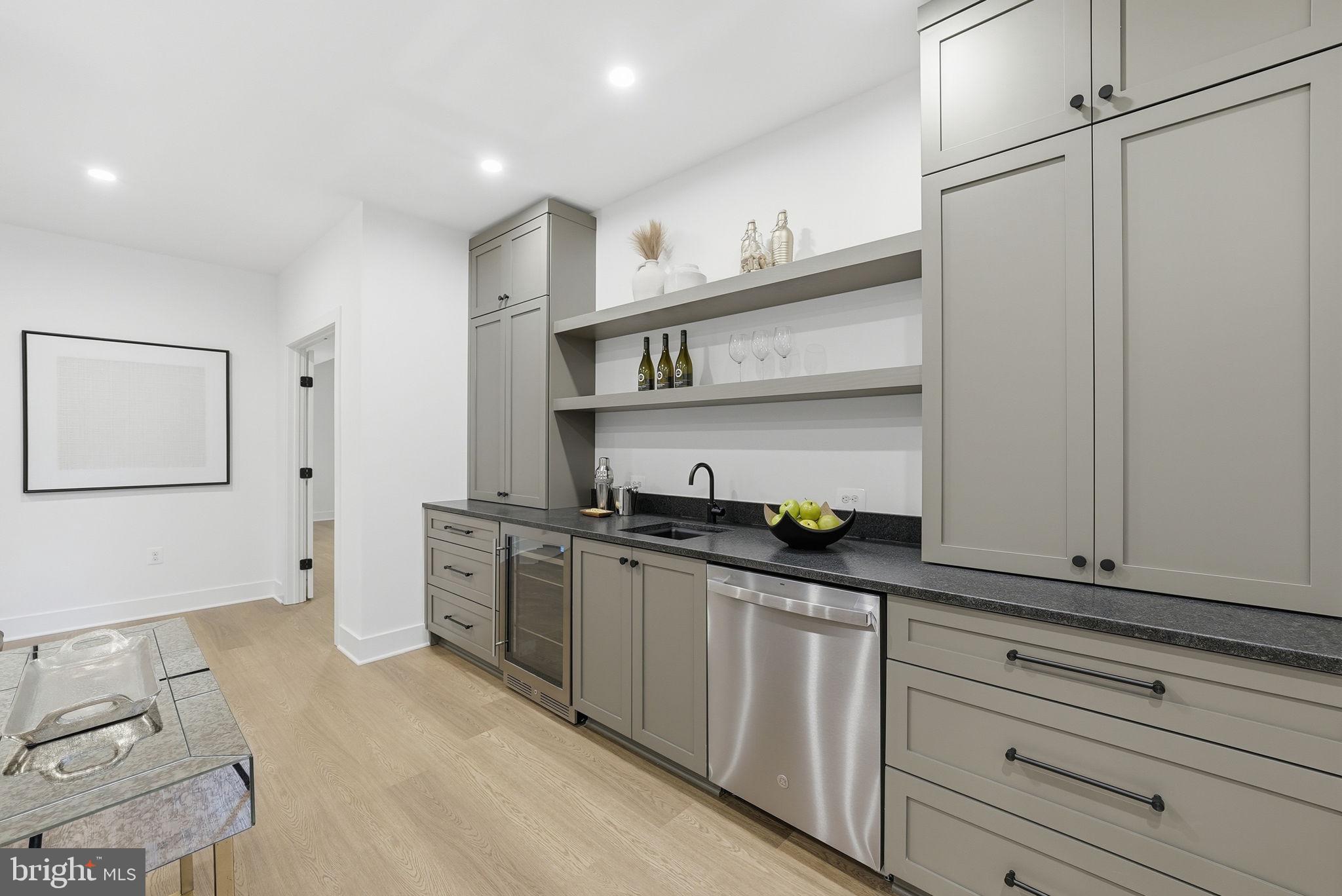 ASHLEIGH - Residential