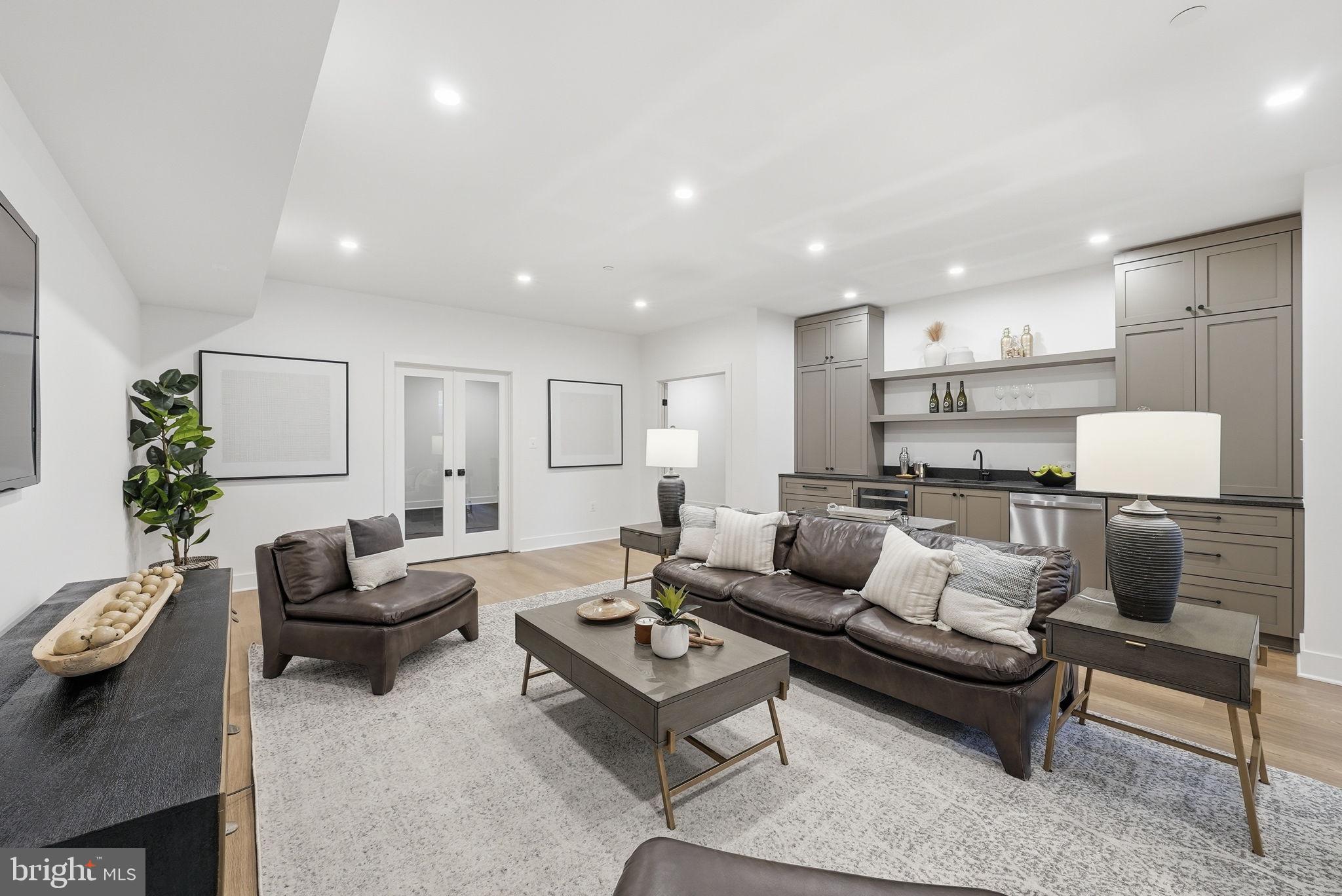 ASHLEIGH - Residential