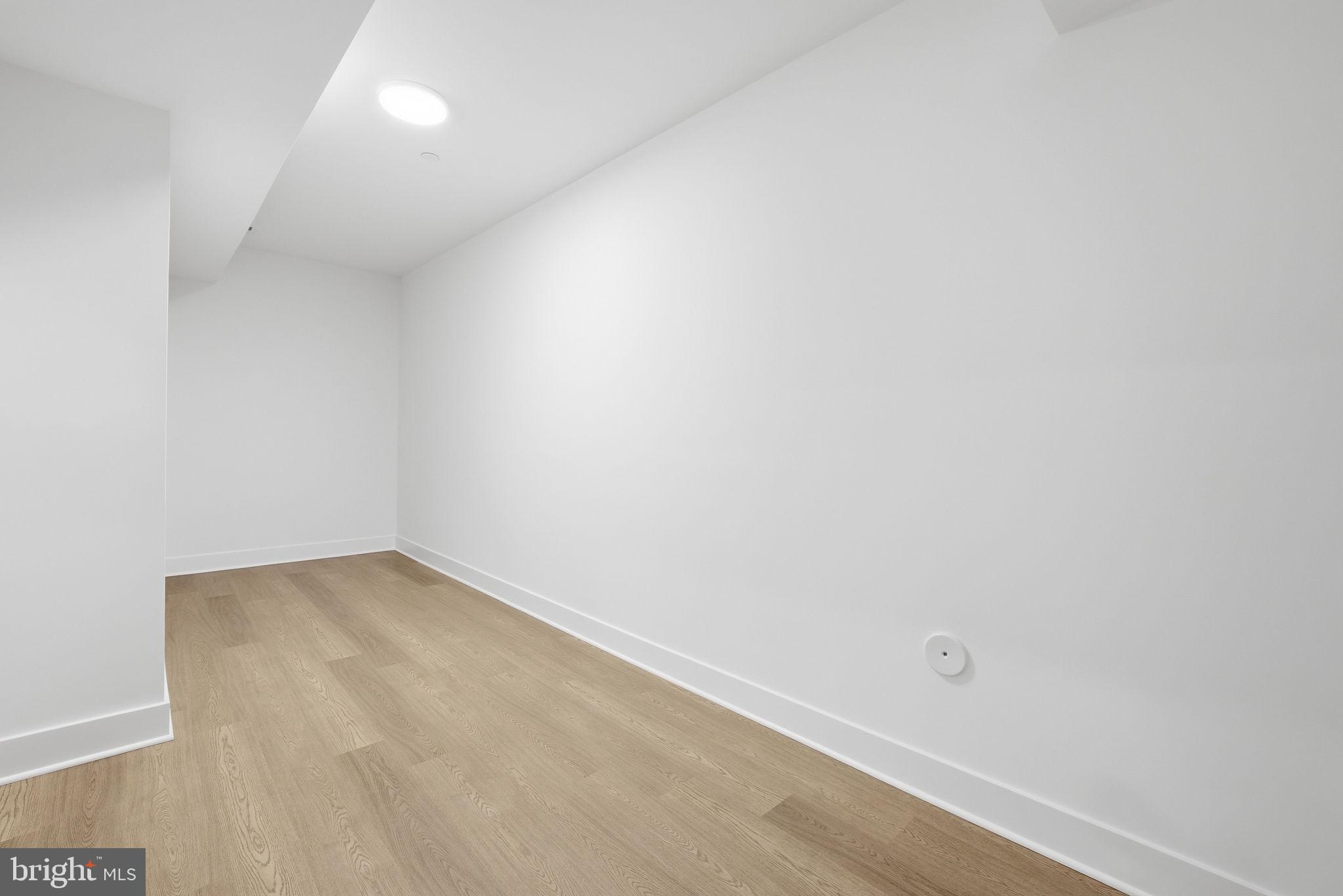 ASHLEIGH - Residential