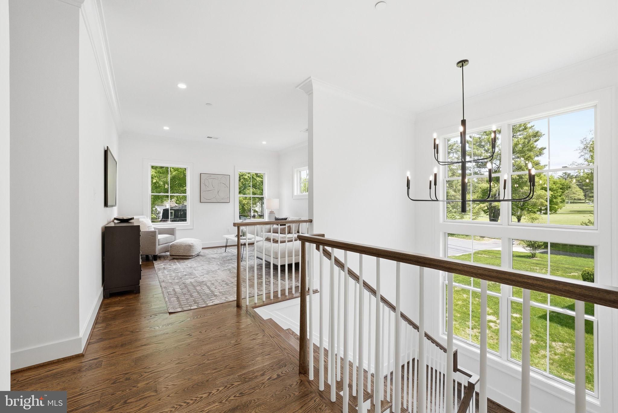 ASHLEIGH - Residential