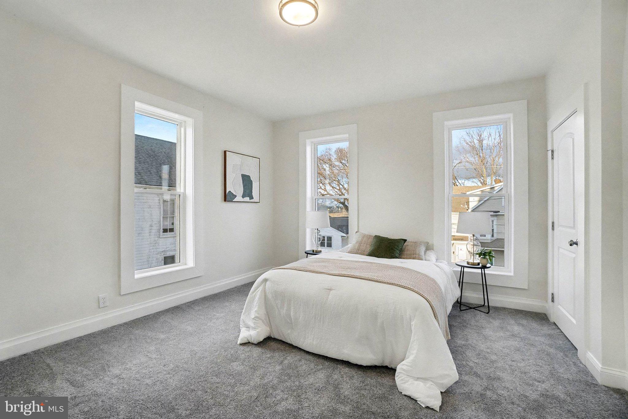 35 N FRANKLIN STREET