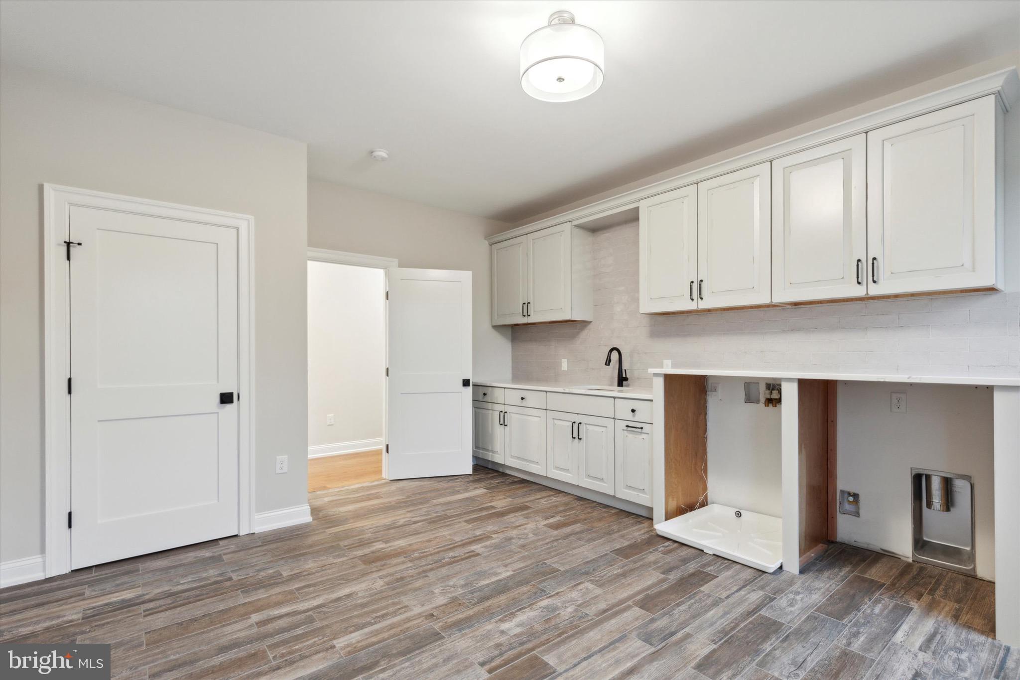 RED BARN FARMS - Residential