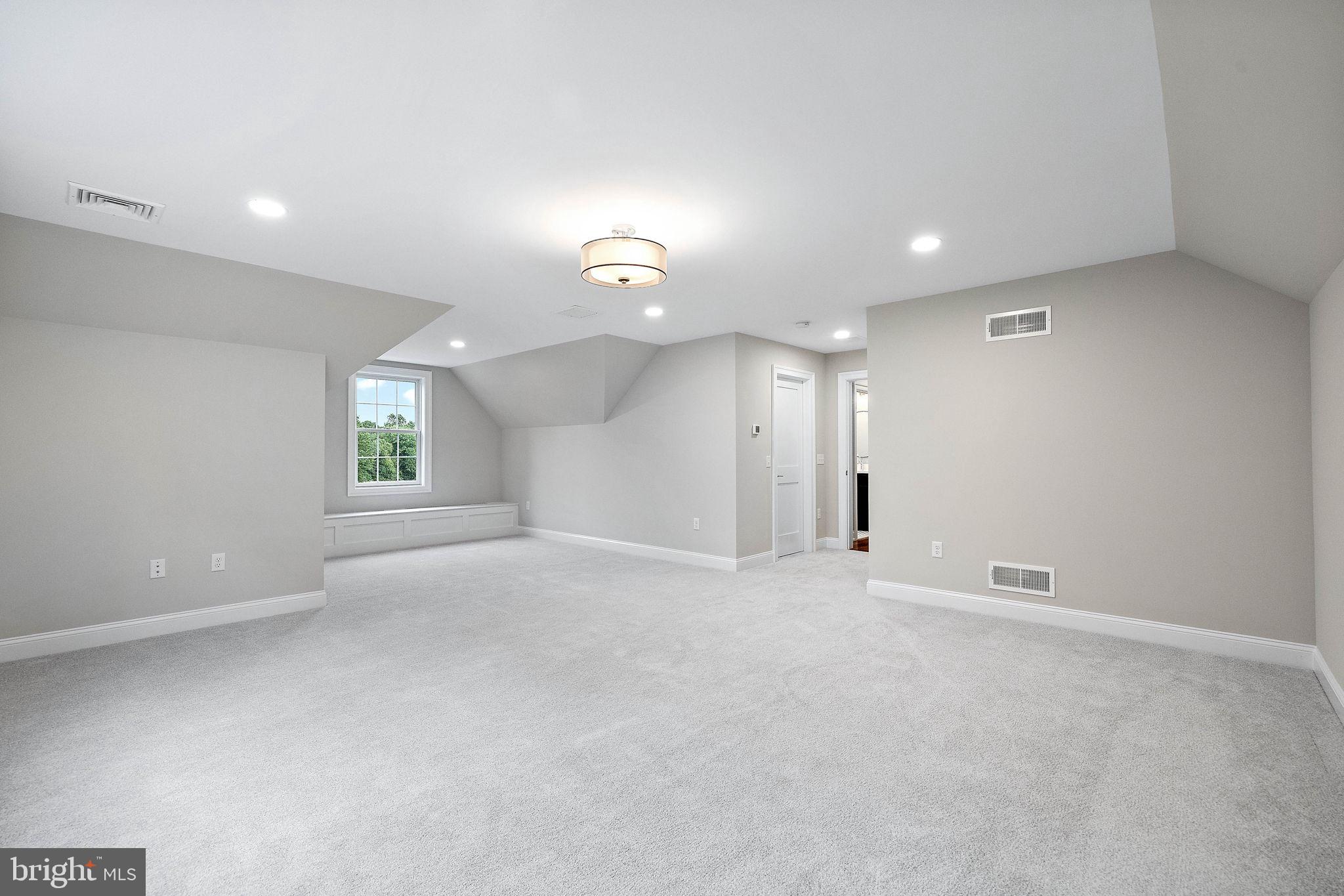 RED BARN FARMS - Residential