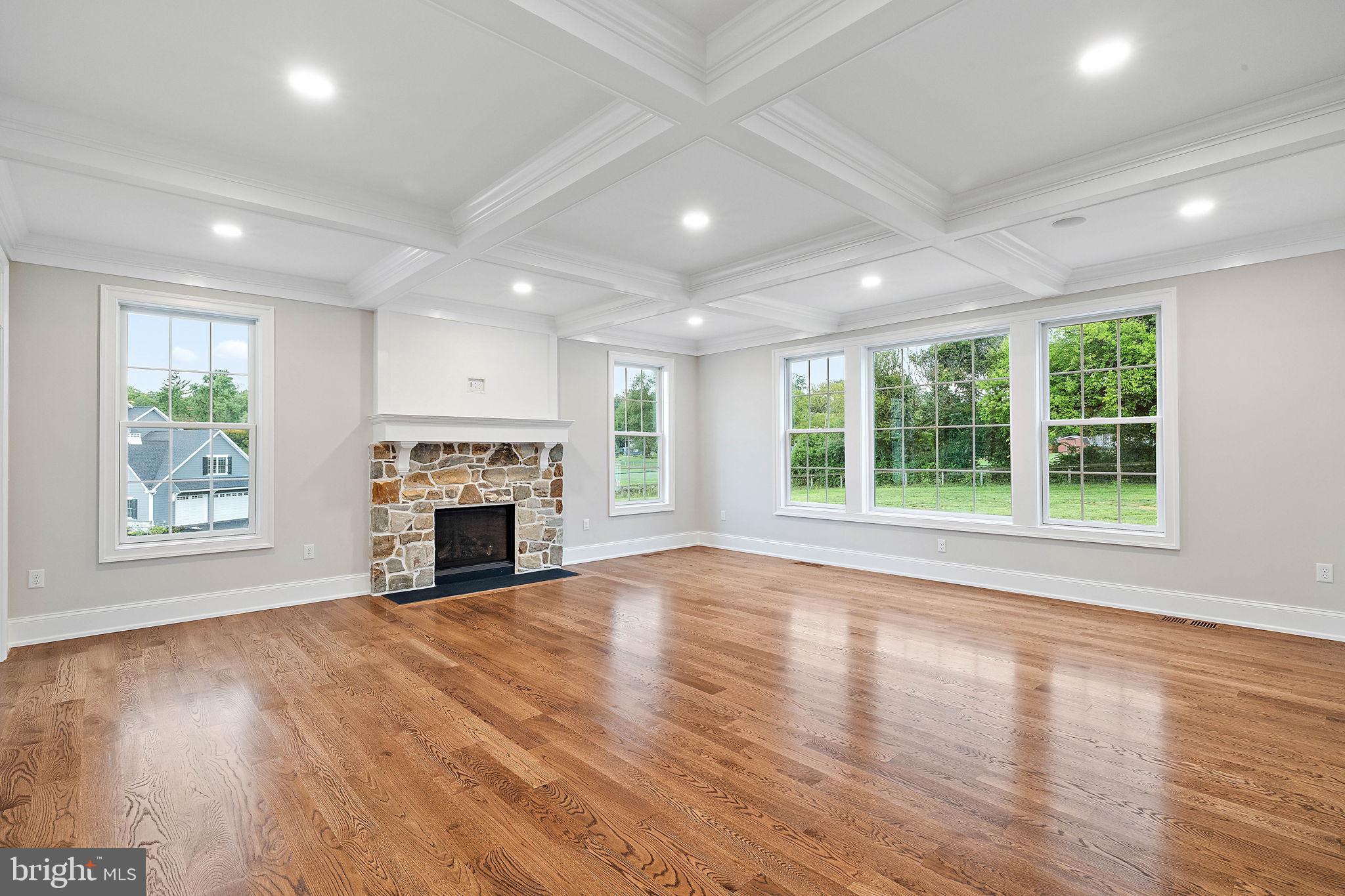 RED BARN FARMS - Residential