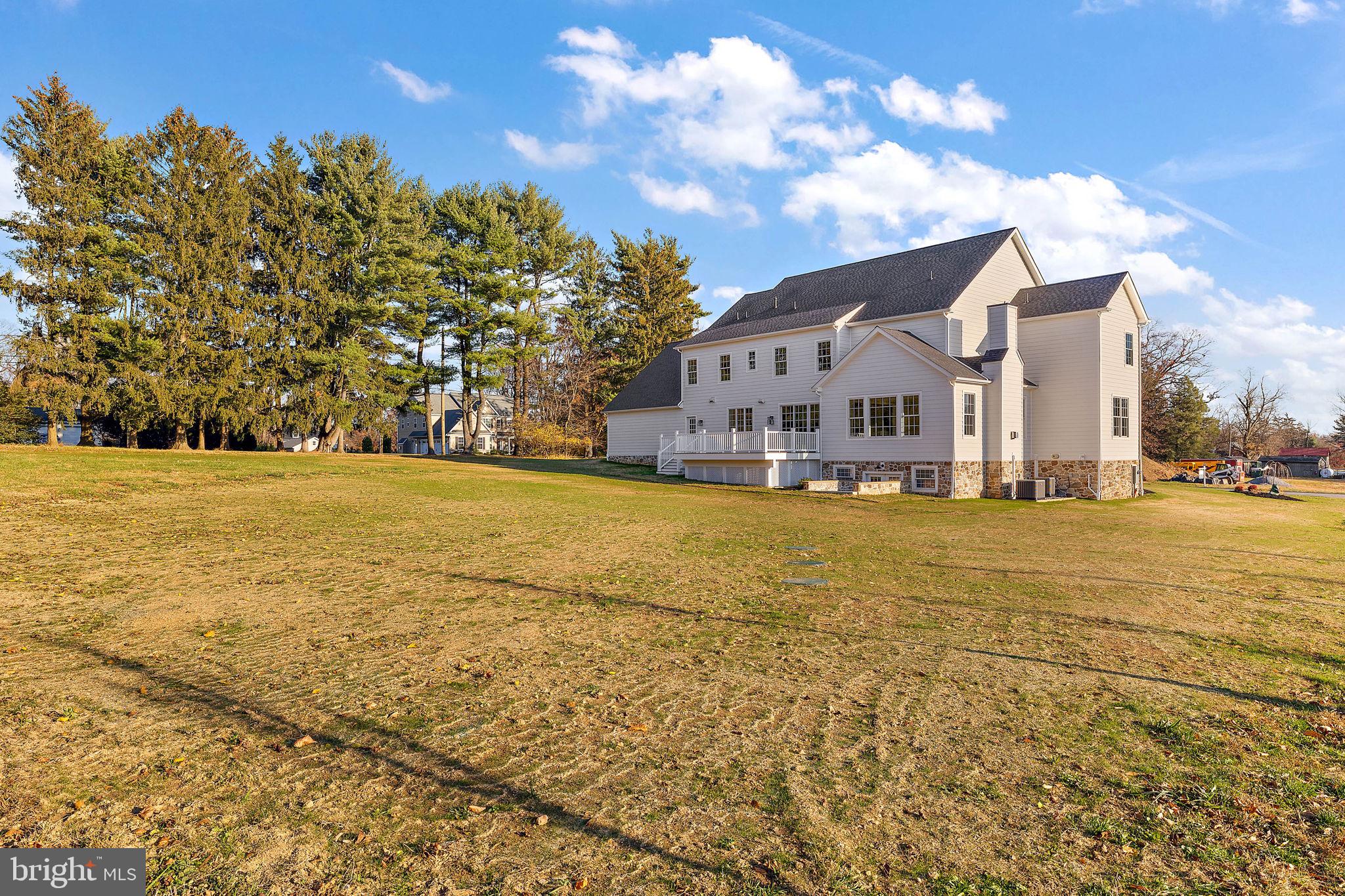 RED BARN FARMS - Residential