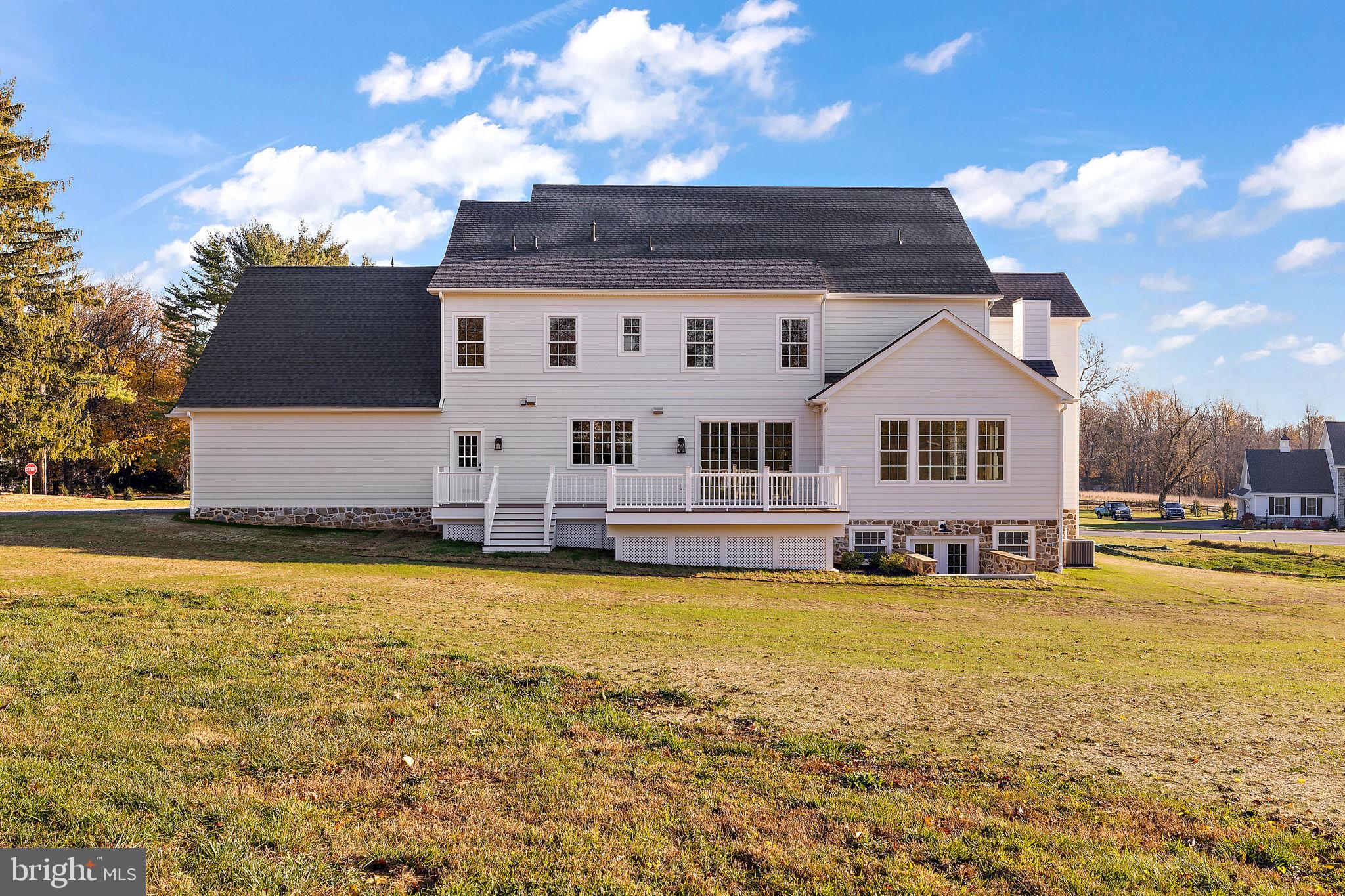 RED BARN FARMS - Residential