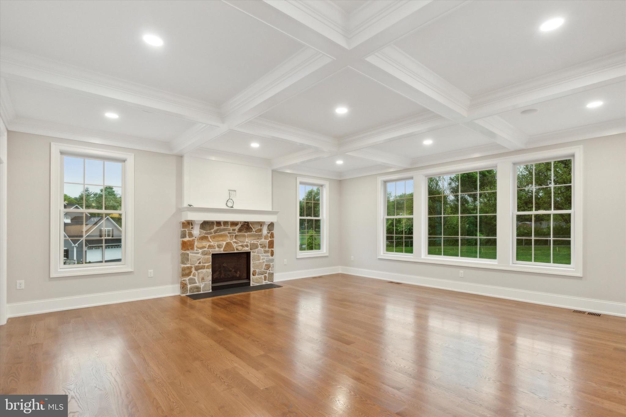 RED BARN FARMS - Residential