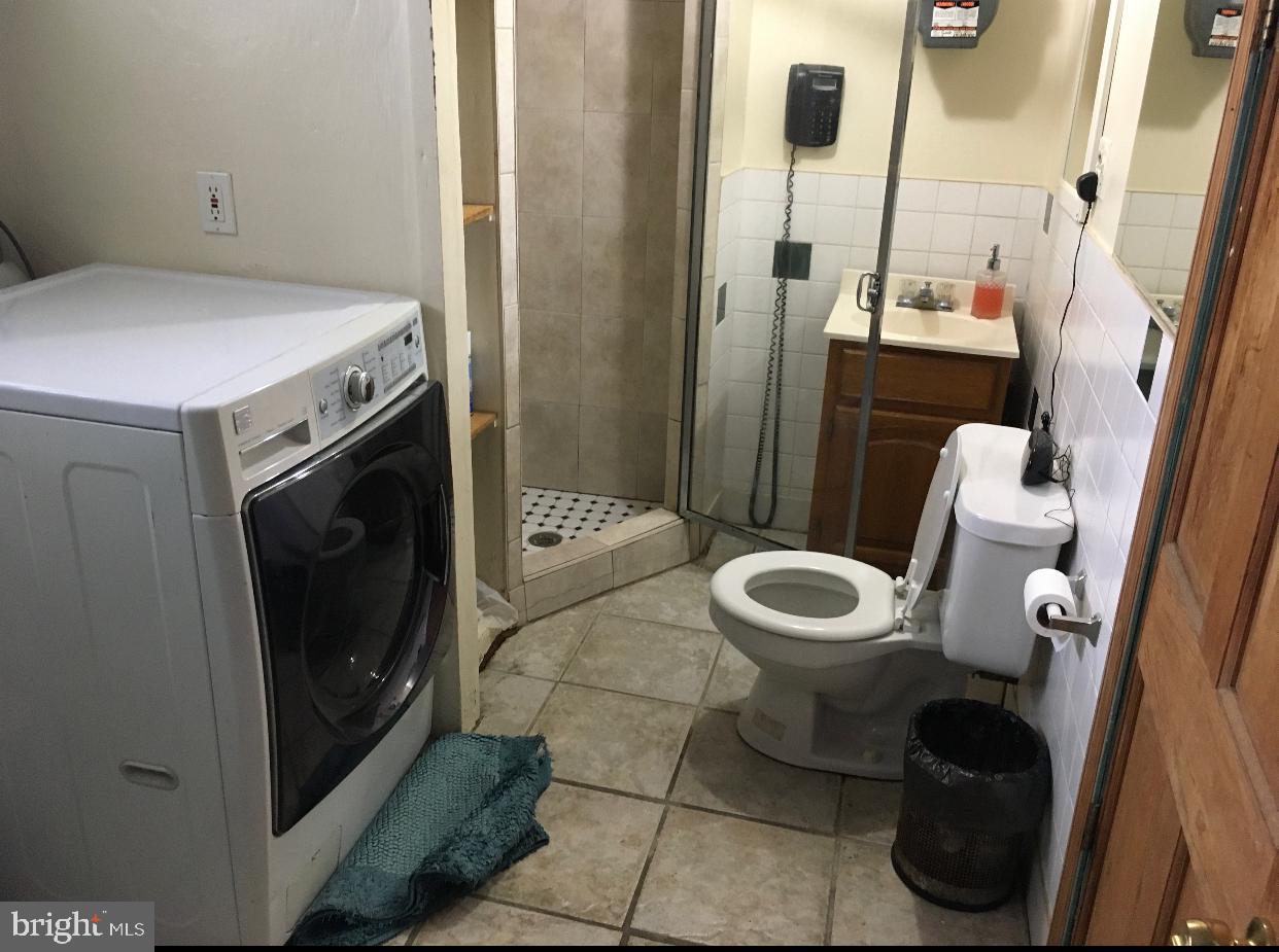 PHILADELPHIA (NORTHEAST) - Residential