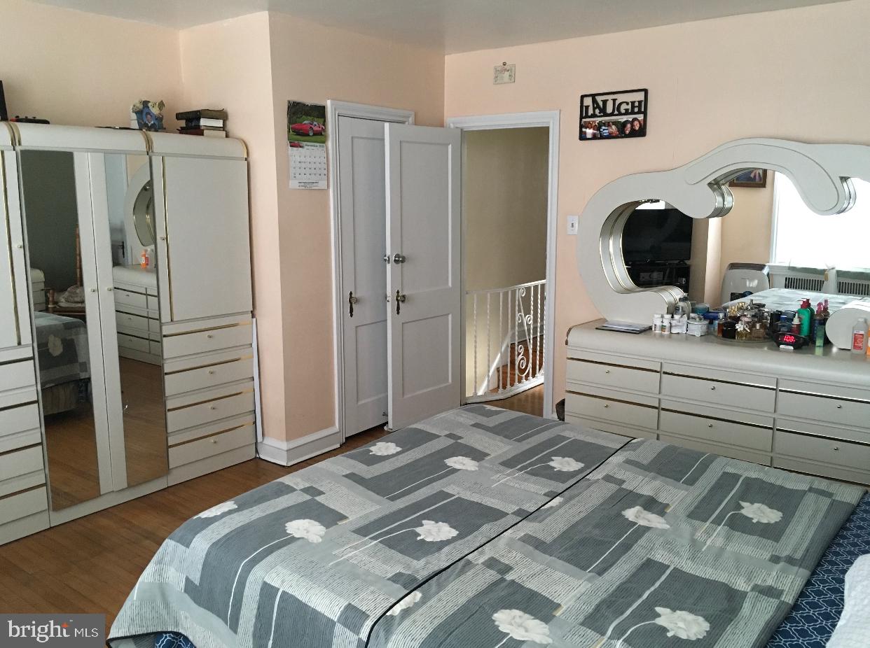 PHILADELPHIA (NORTHEAST) - Residential