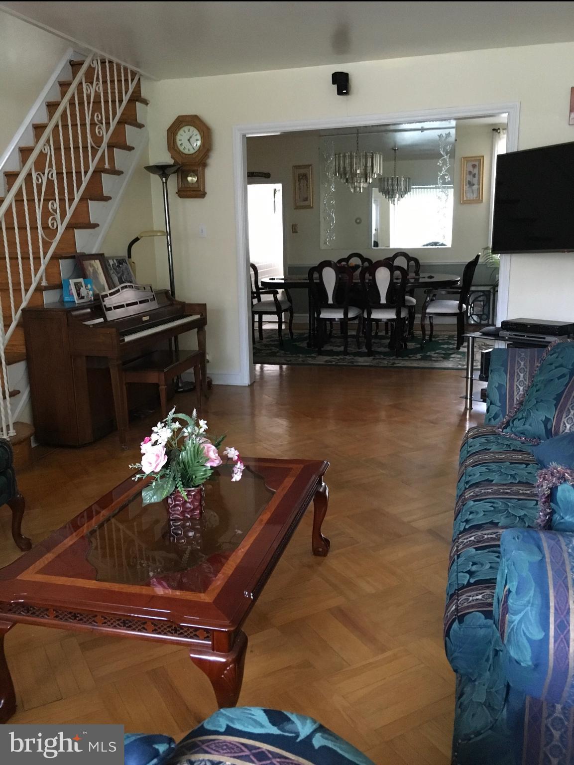 PHILADELPHIA (NORTHEAST) - Residential