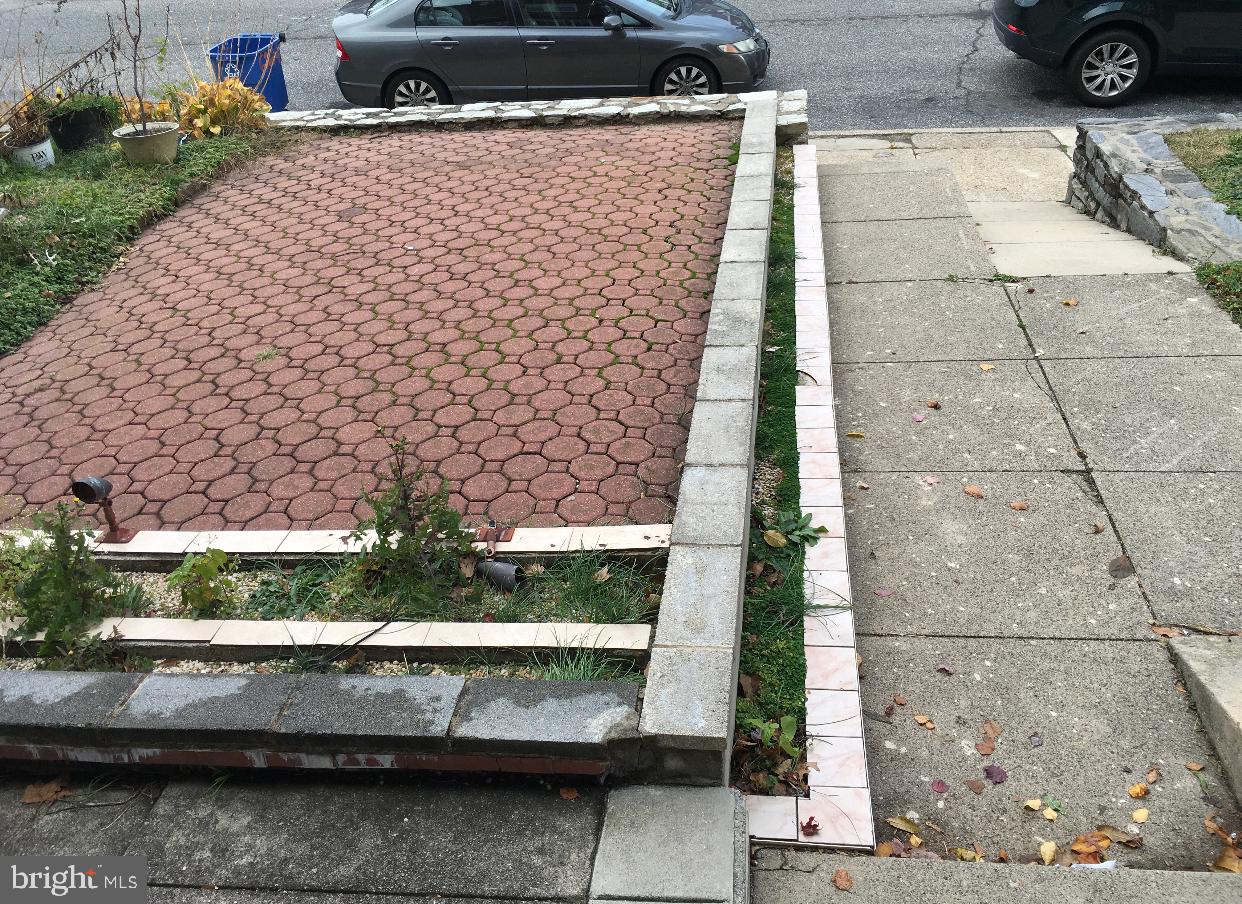 PHILADELPHIA (NORTHEAST) - Residential