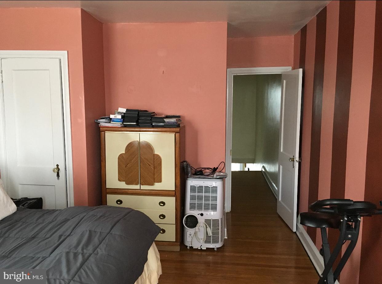PHILADELPHIA (NORTHEAST) - Residential