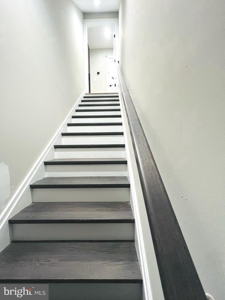 PIMMIT HILLS - Residential