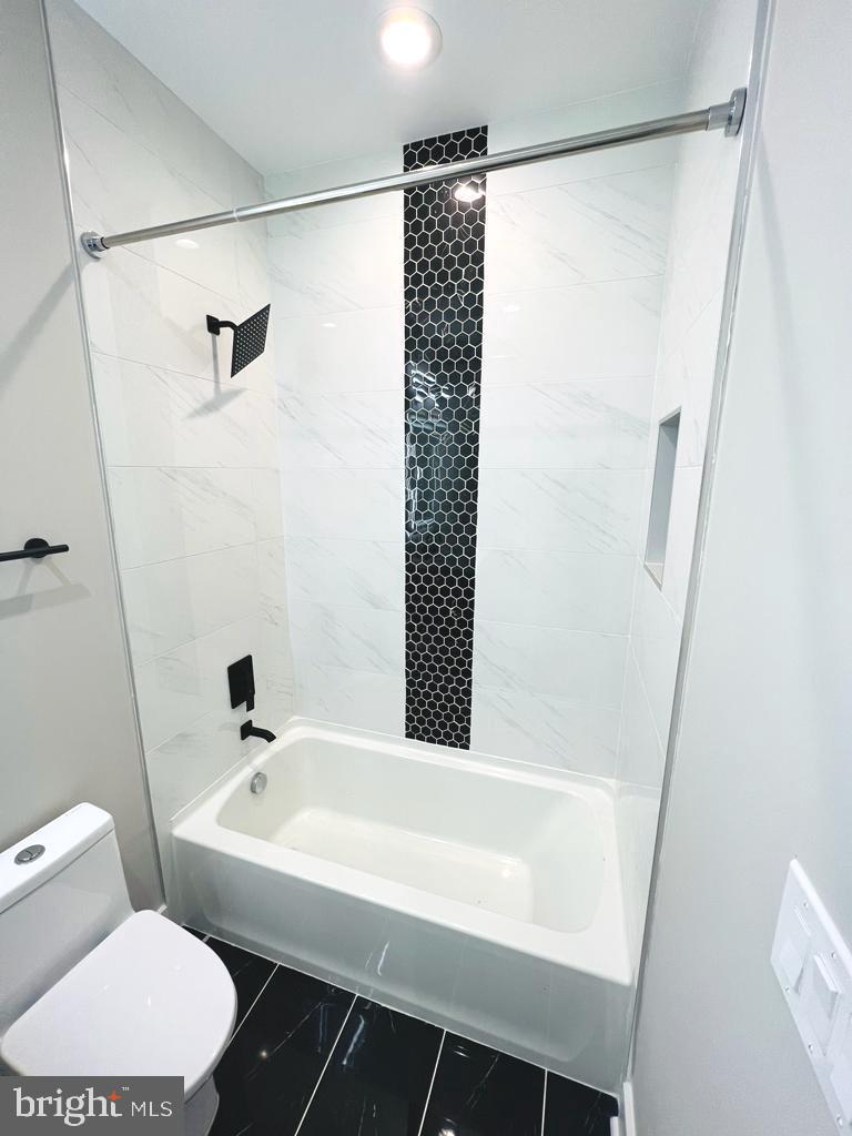 PIMMIT HILLS - Residential