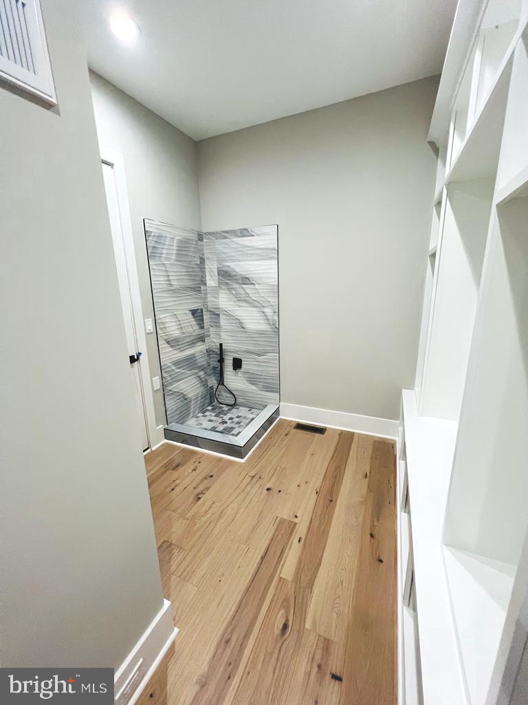 PIMMIT HILLS - Residential