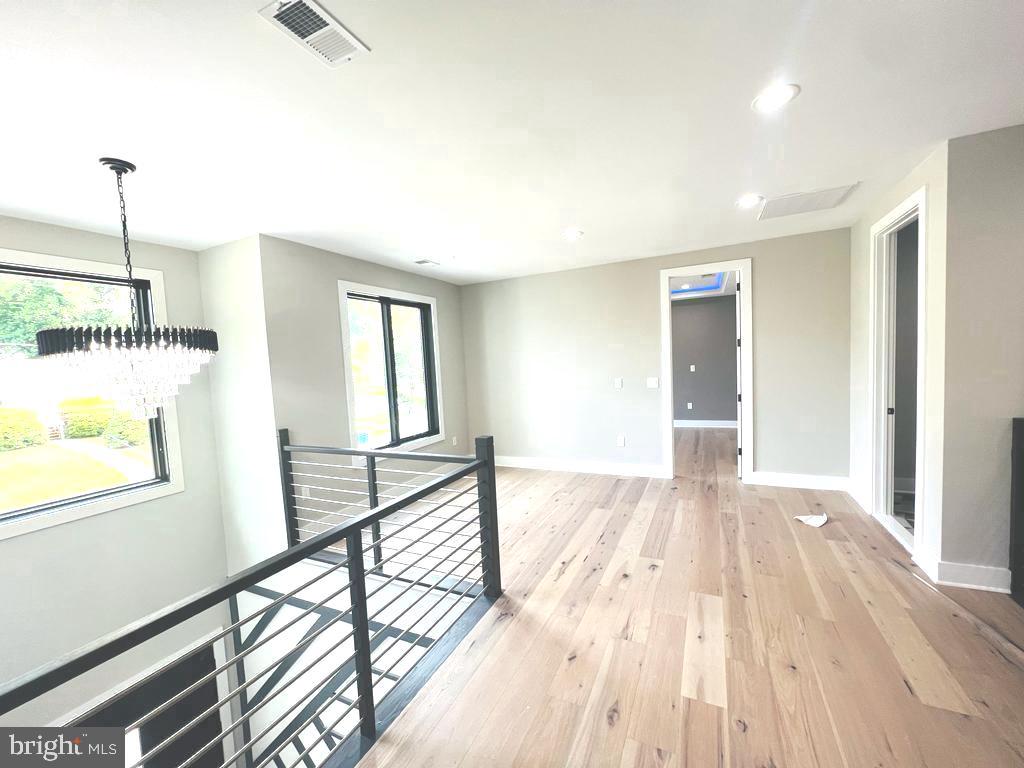 PIMMIT HILLS - Residential