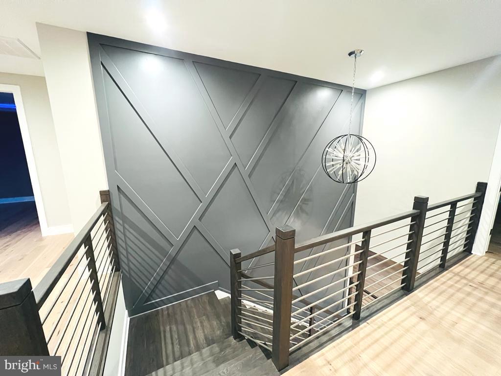 PIMMIT HILLS - Residential