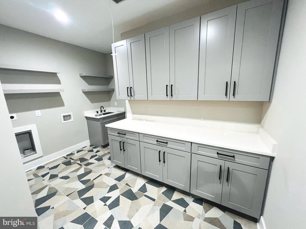 PIMMIT HILLS - Residential