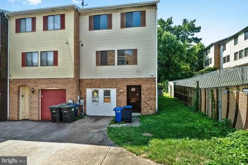 1925 Valley Terrace SE, Washington, DC 20032