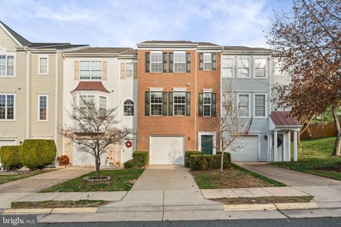 15615 WINDING CREEK DRIVE DUMFRIES VA 22025