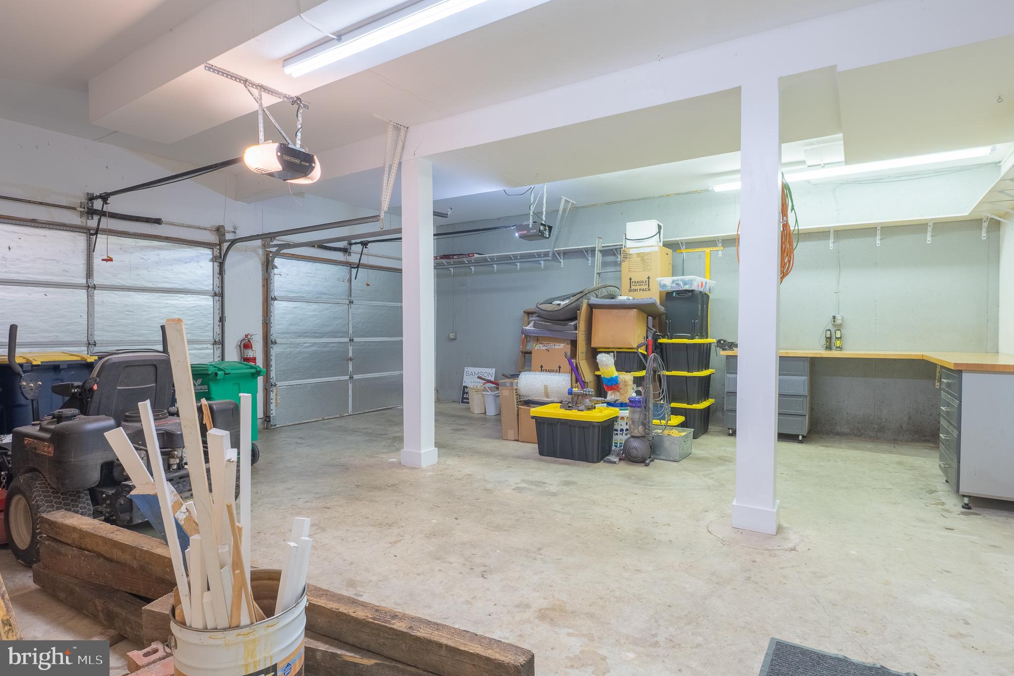 QUEEN ANNE ESTATES - Residential