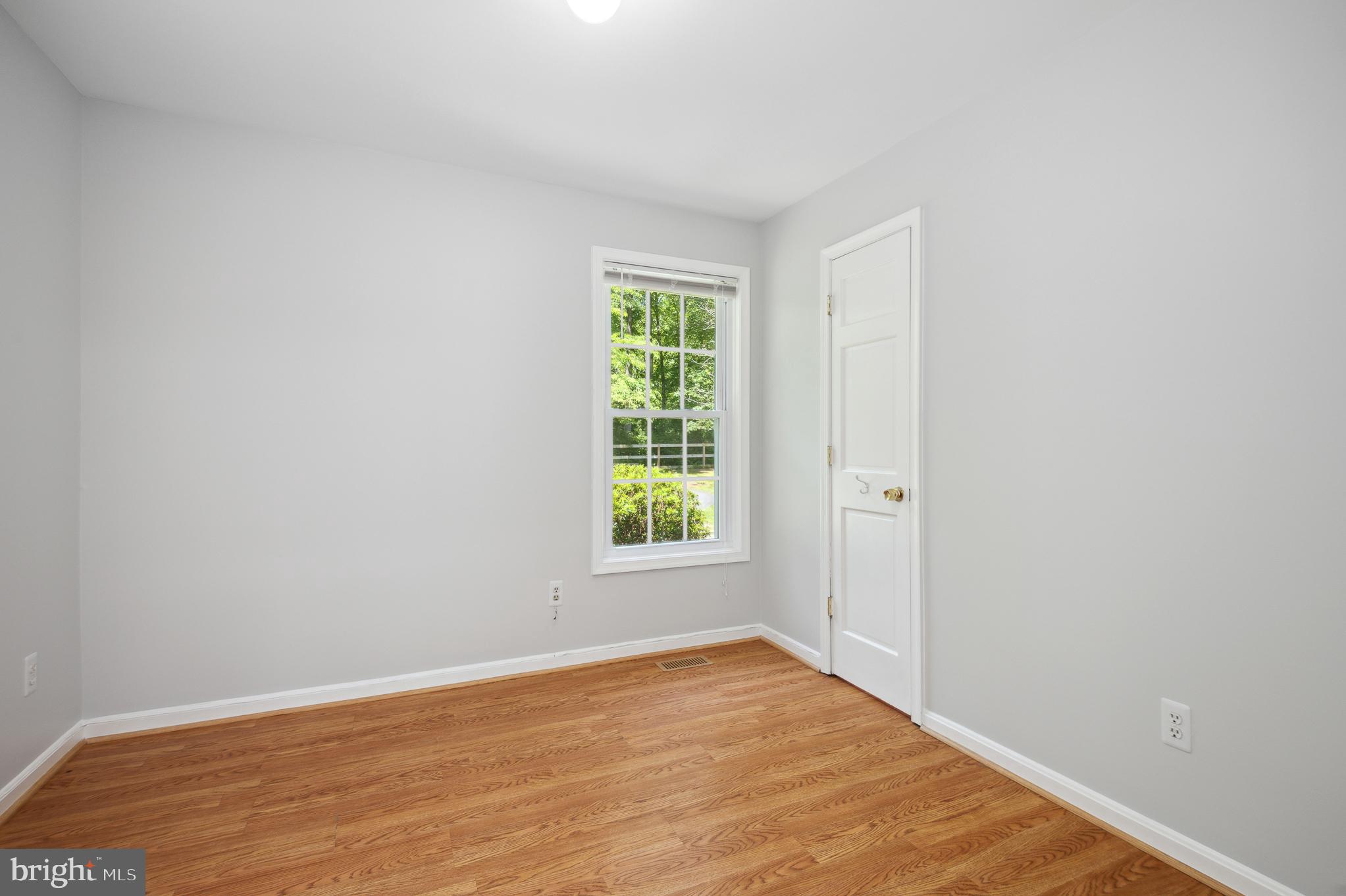 QUEEN ANNE ESTATES - Residential