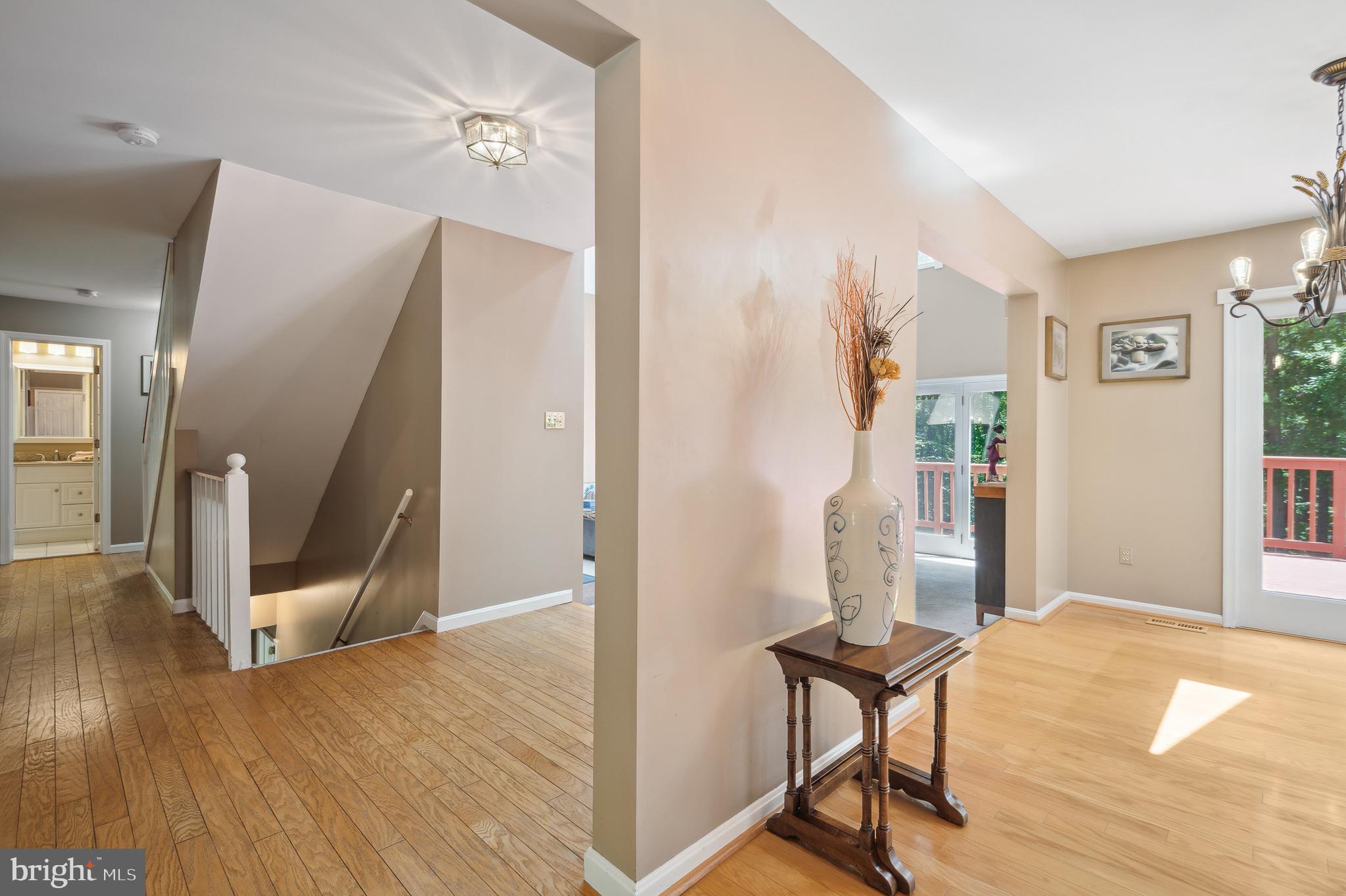 QUEEN ANNE ESTATES - Residential