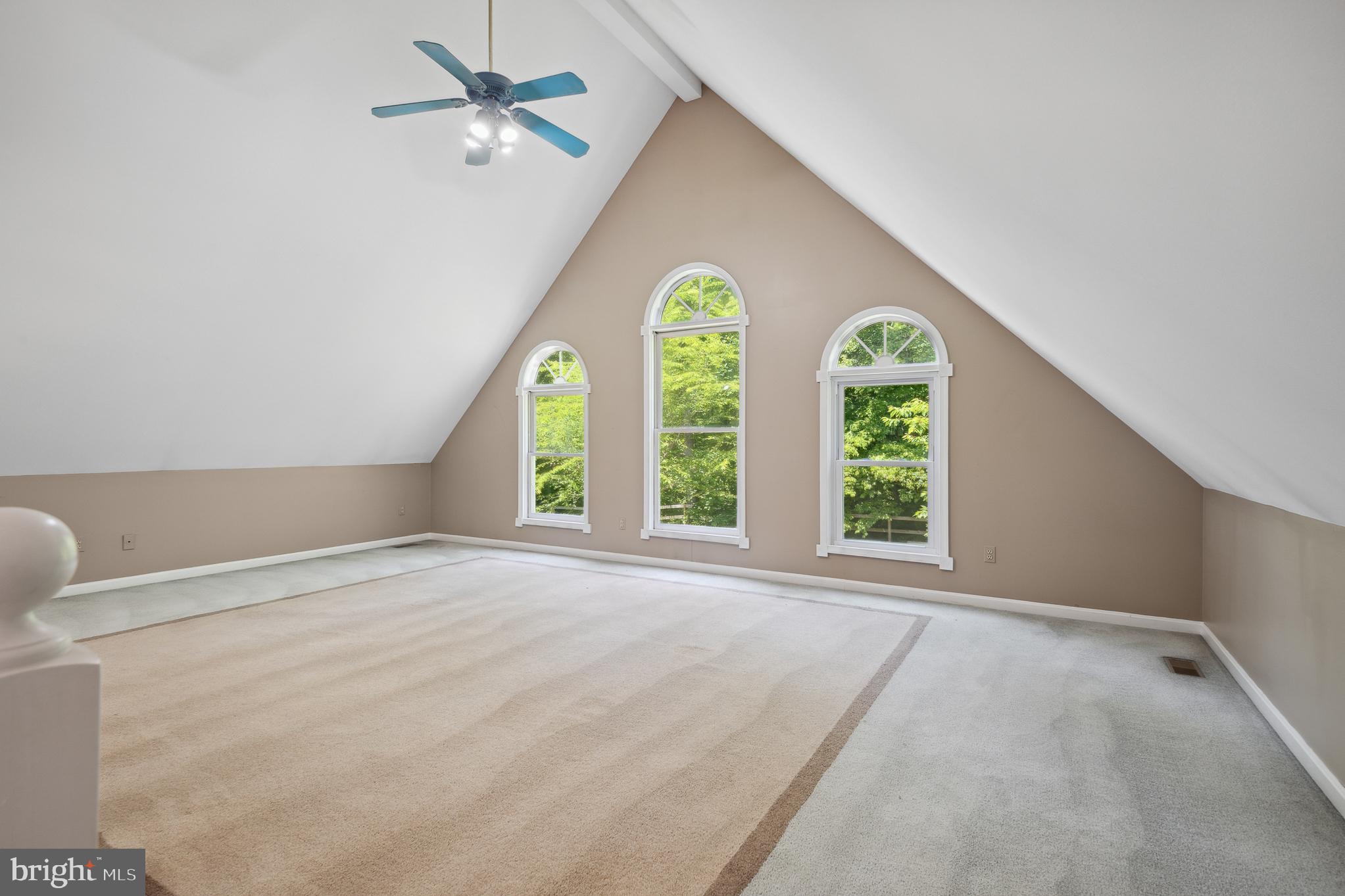 QUEEN ANNE ESTATES - Residential