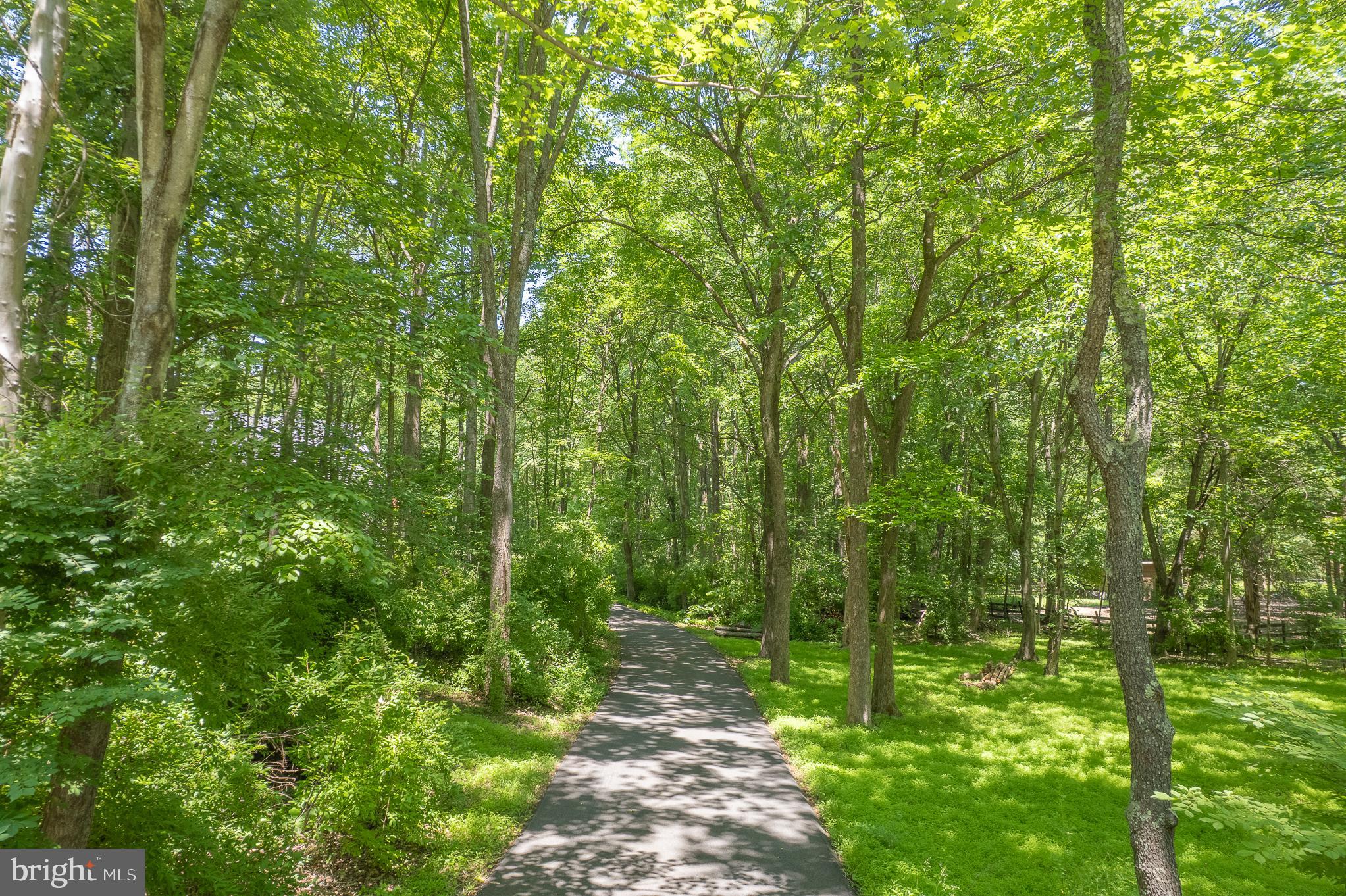 QUEEN ANNE ESTATES - Residential