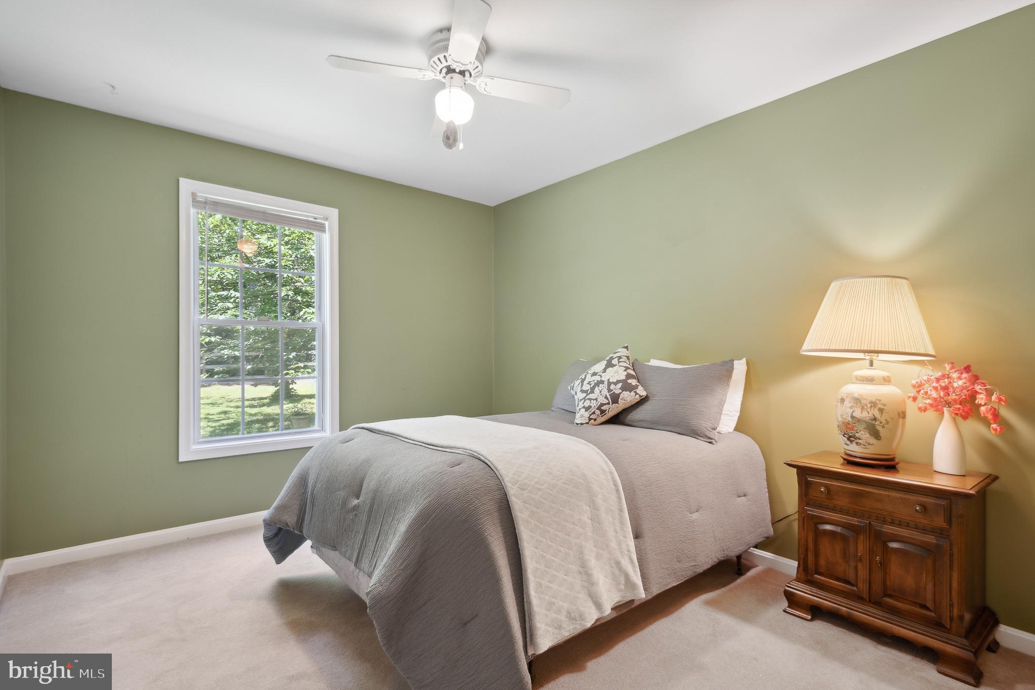 QUEEN ANNE ESTATES - Residential