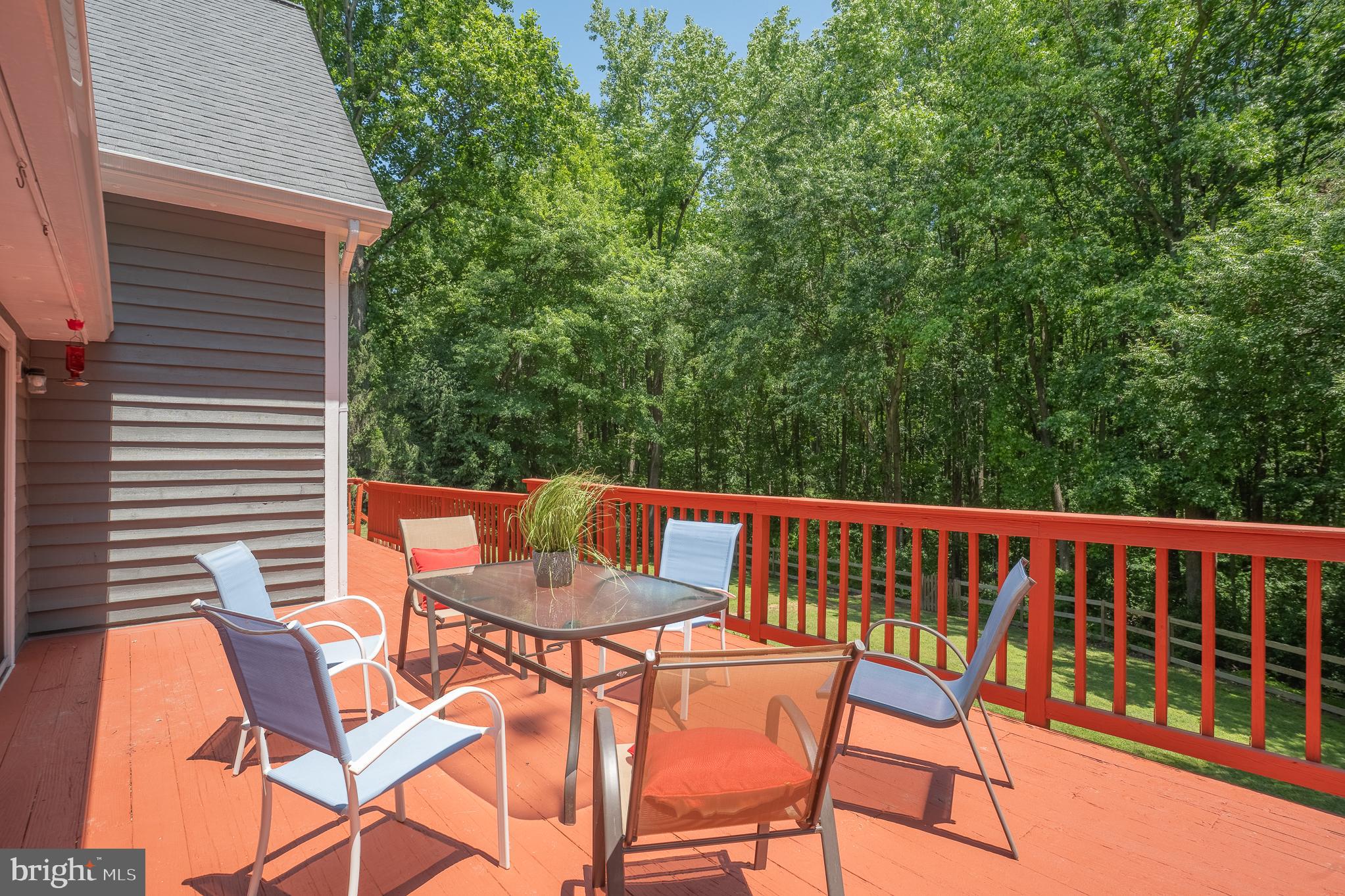 QUEEN ANNE ESTATES - Residential