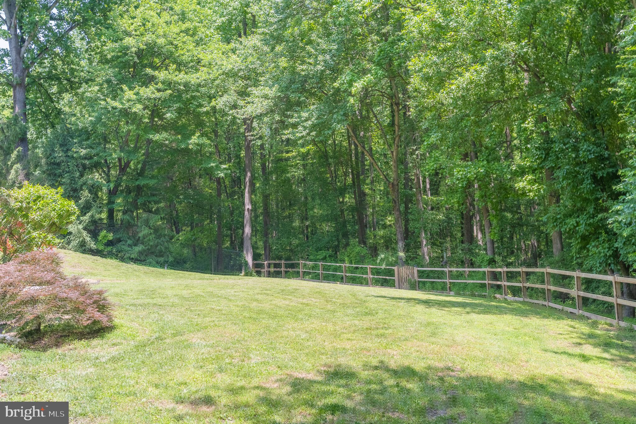 QUEEN ANNE ESTATES - Residential