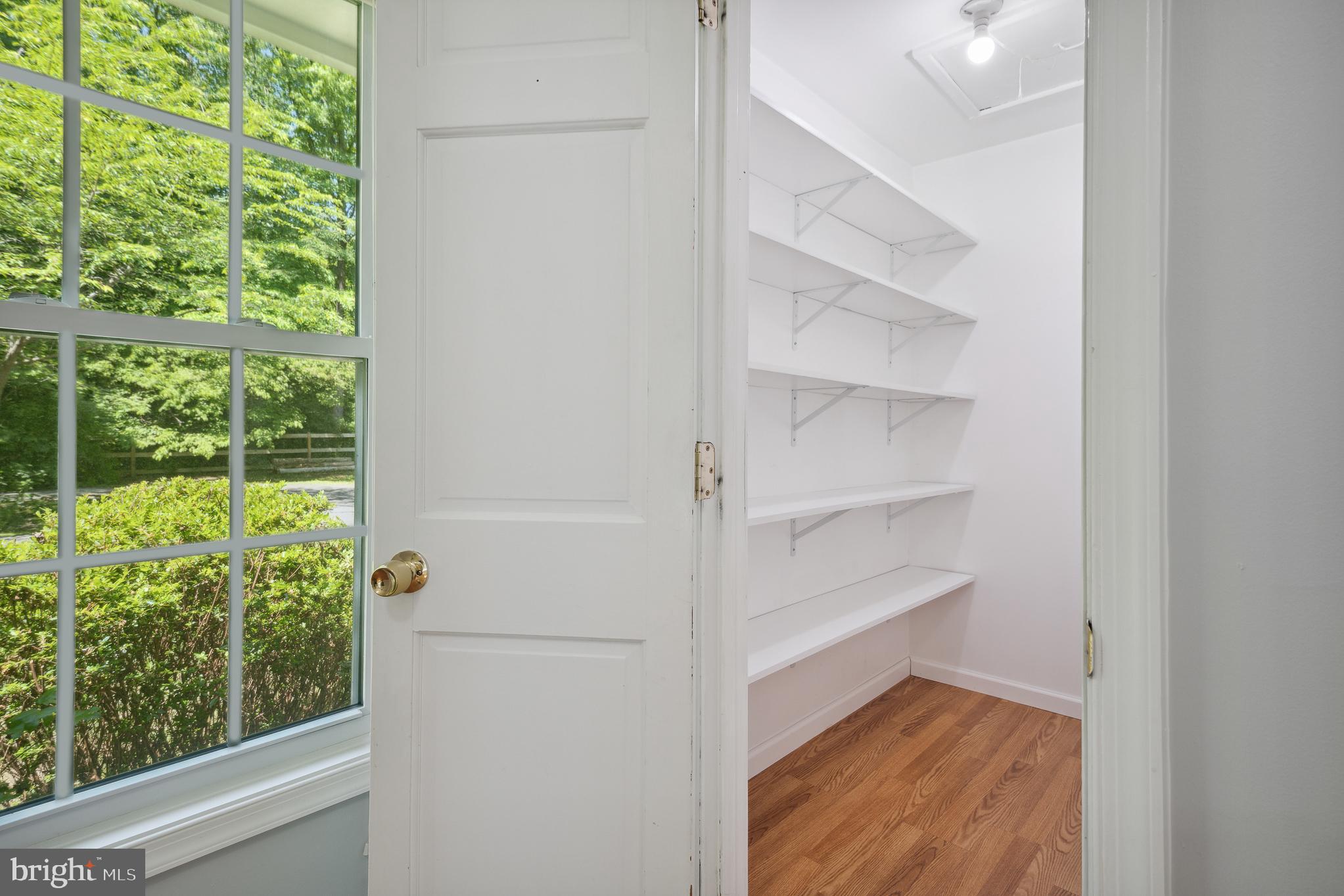 QUEEN ANNE ESTATES - Residential