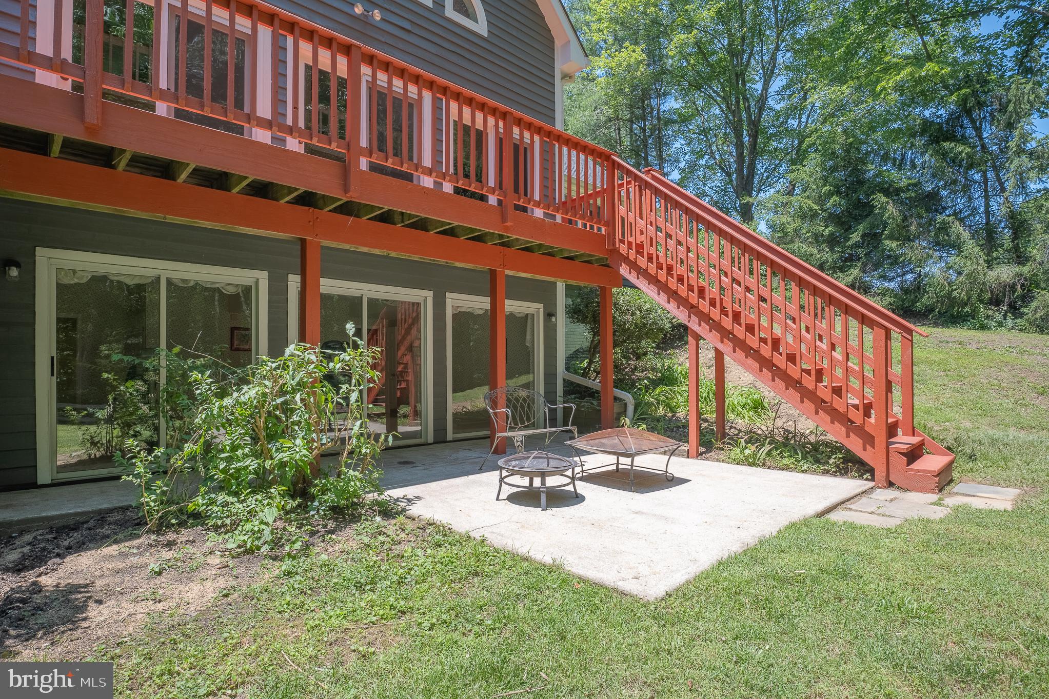 QUEEN ANNE ESTATES - Residential