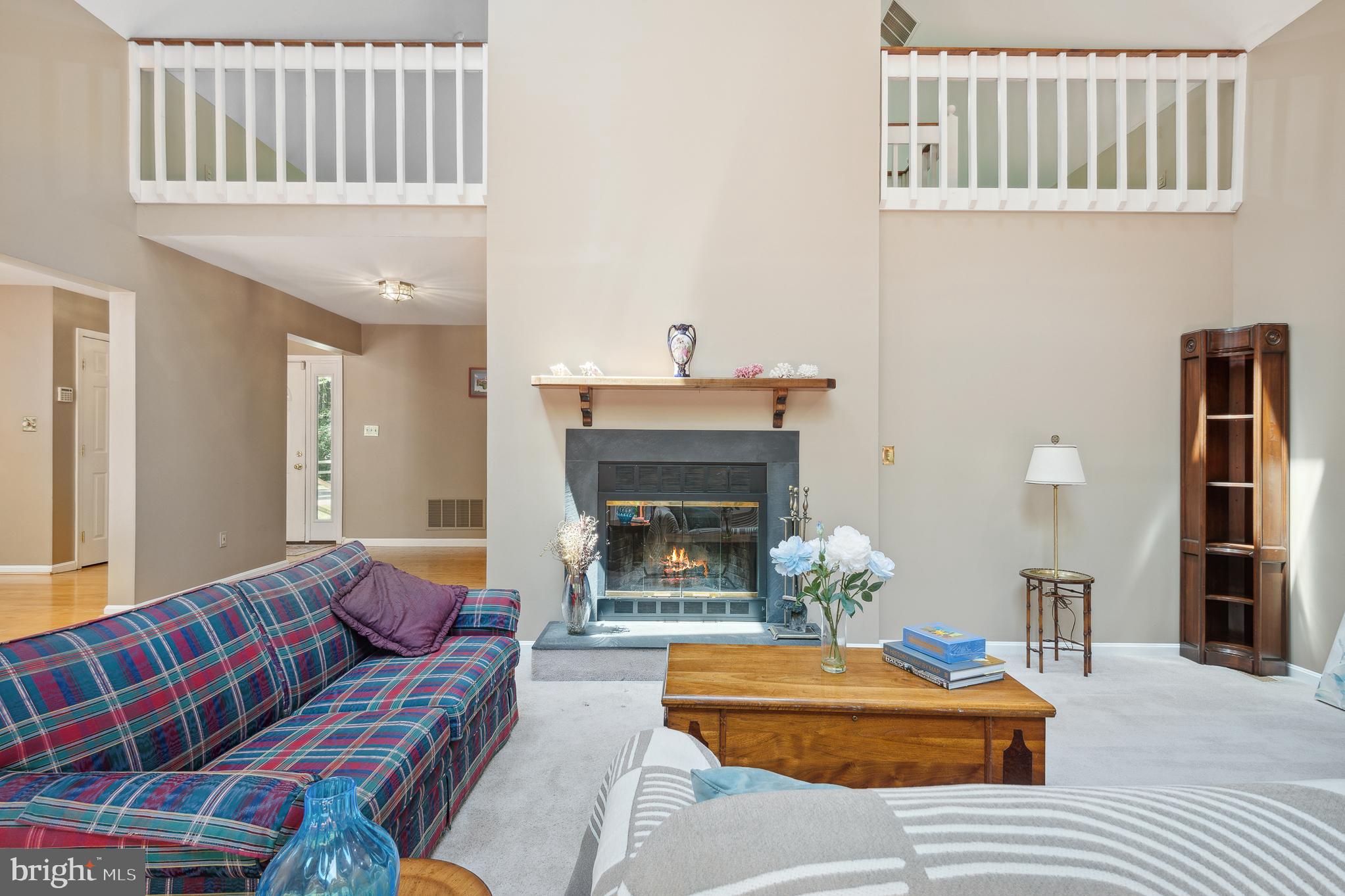 QUEEN ANNE ESTATES - Residential