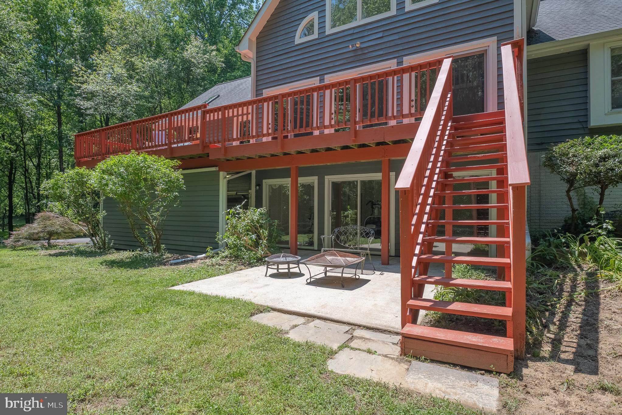 QUEEN ANNE ESTATES - Residential