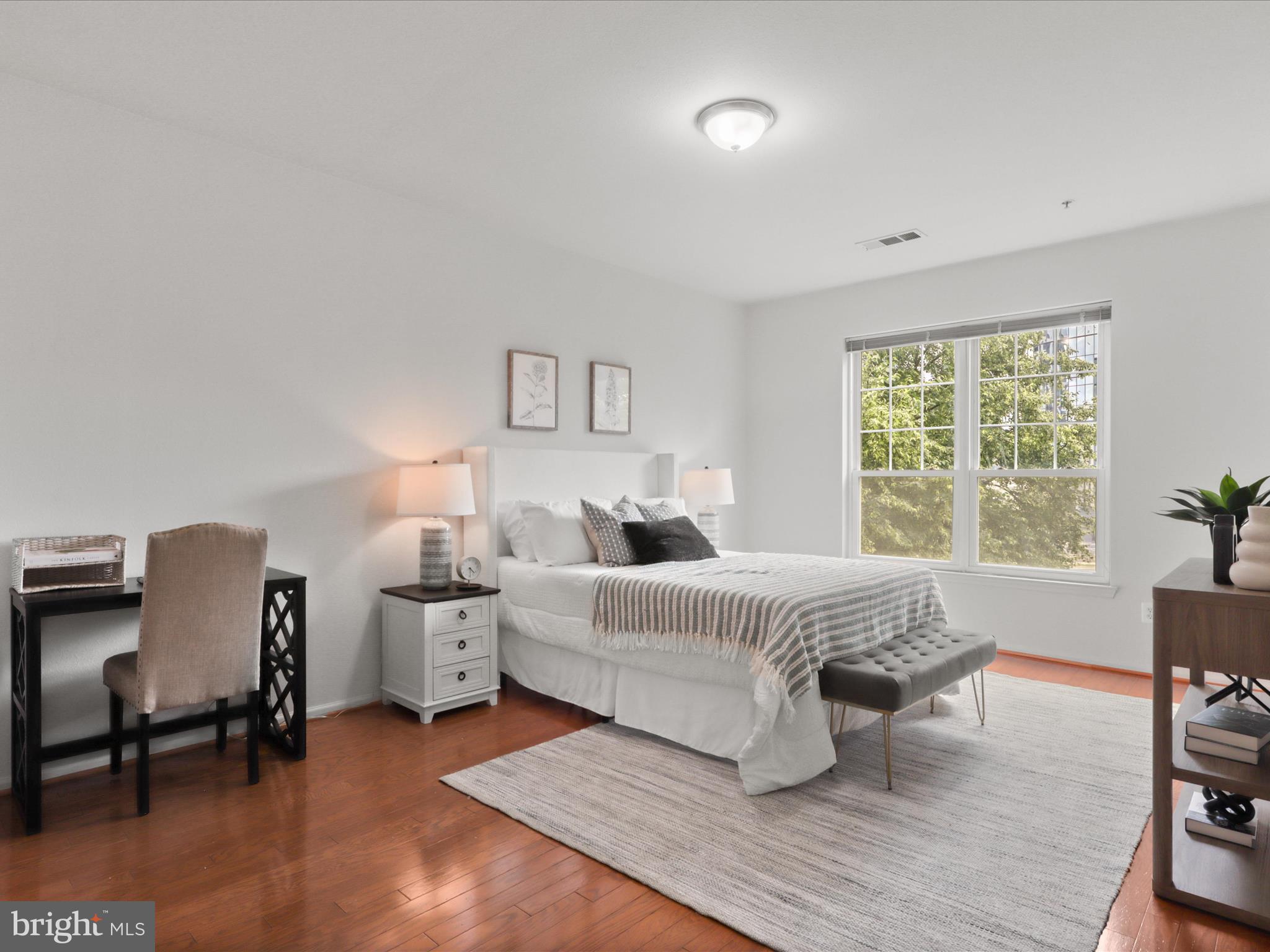 GATES OF MCLEAN - Residential