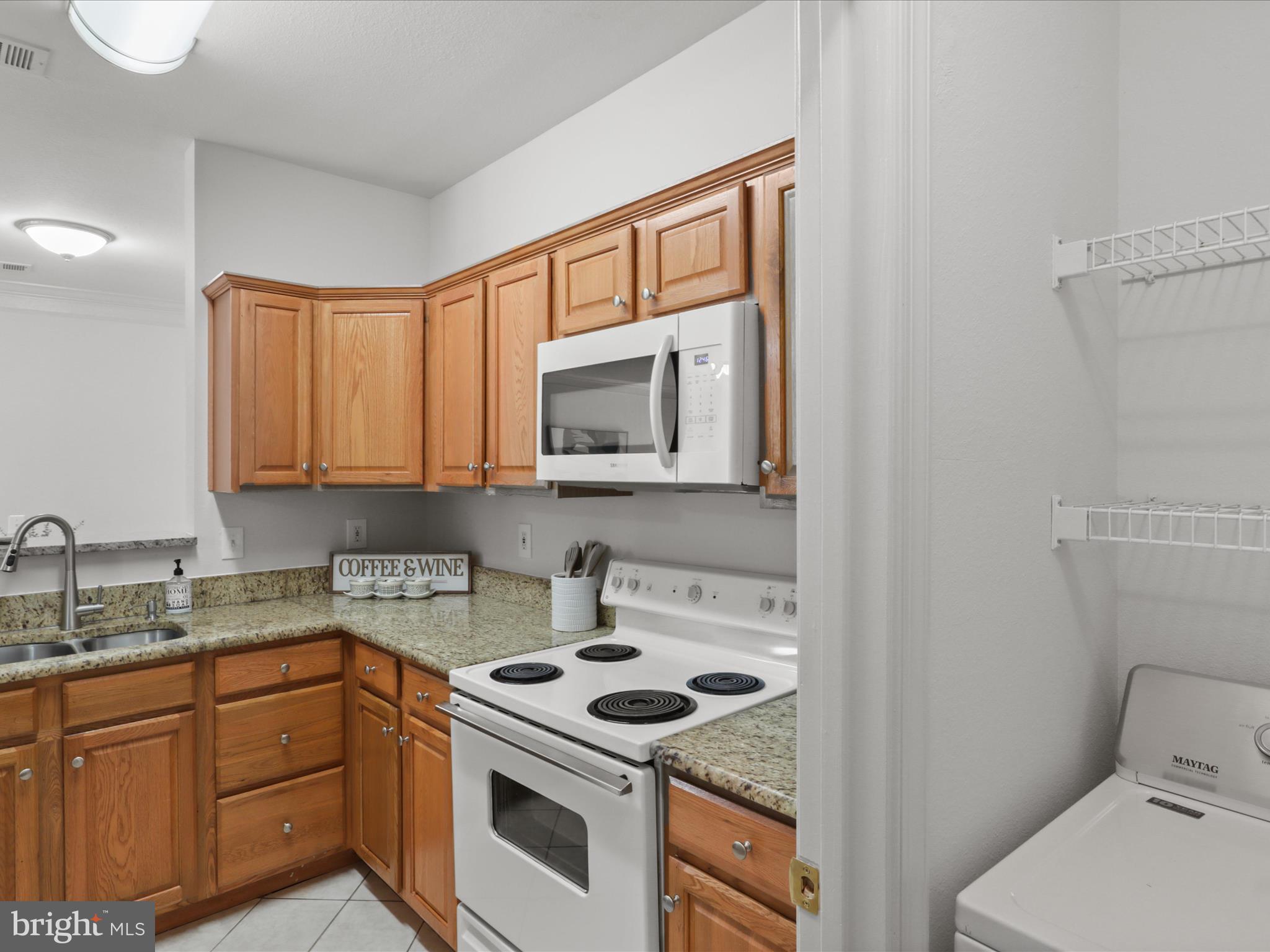 GATES OF MCLEAN - Residential