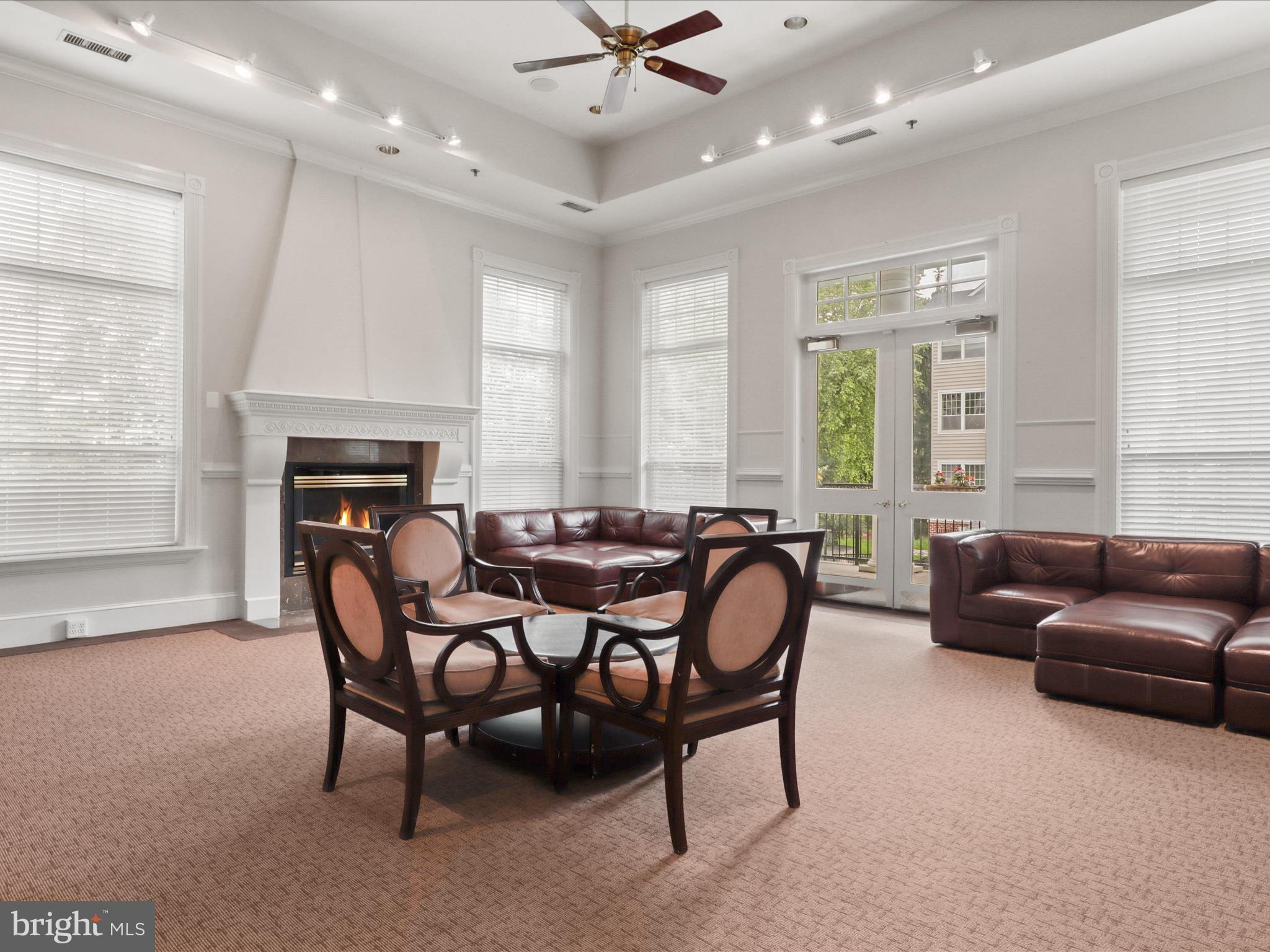 GATES OF MCLEAN - Residential